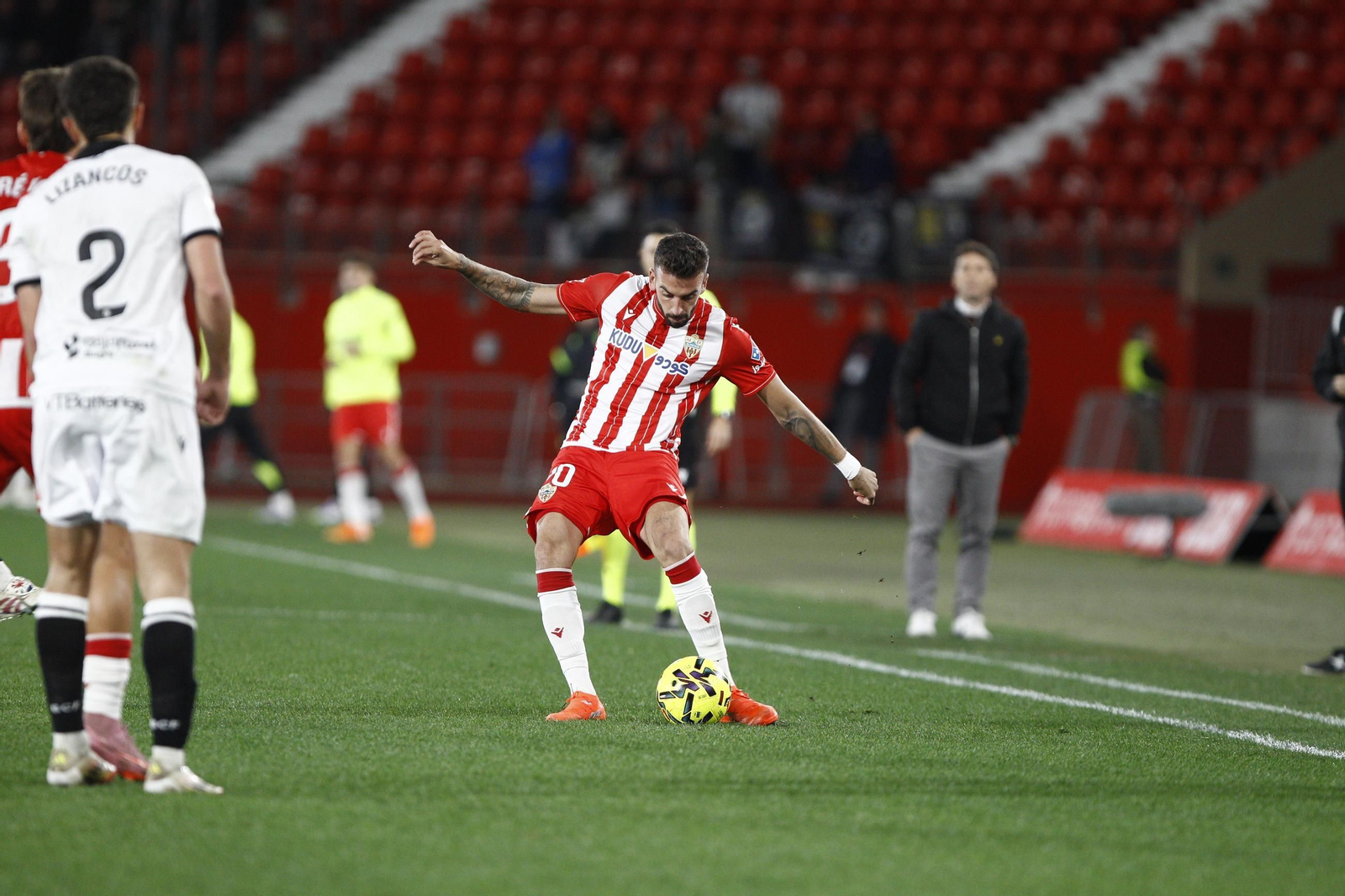 Las fotos del partido de fútbol U.D. Almería-Real Burgos