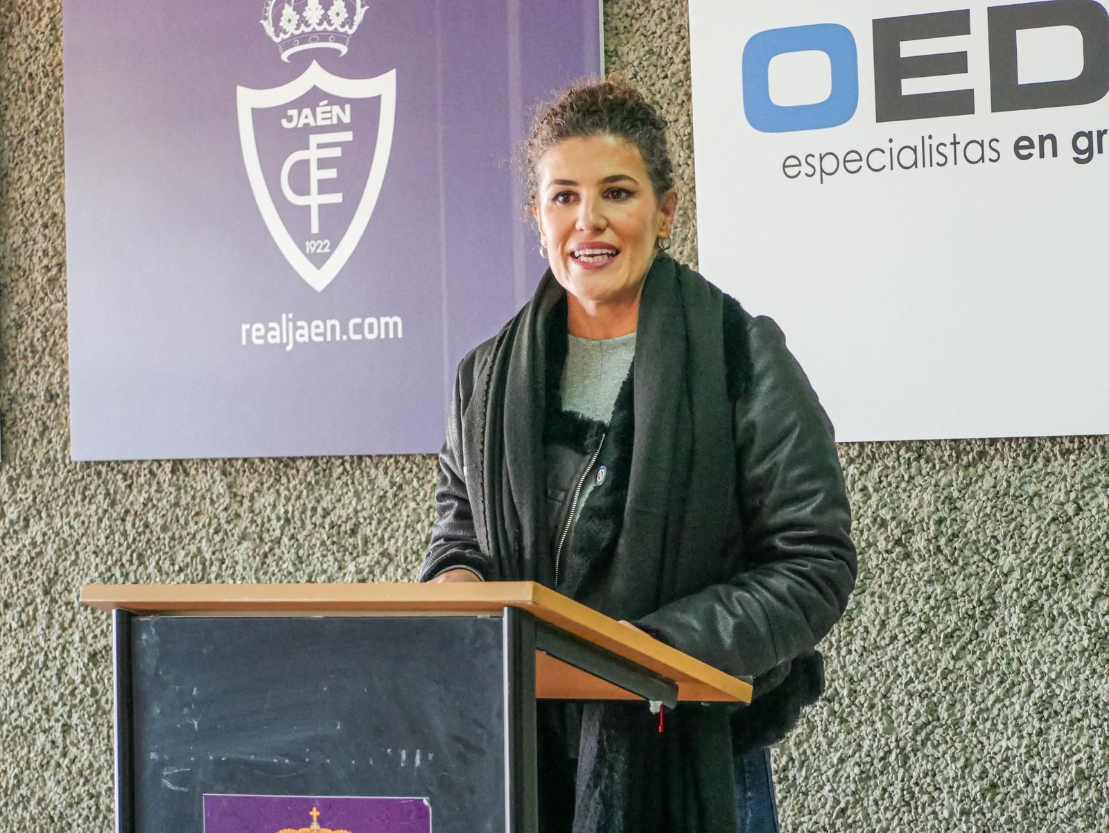 Beatriz López, concejal de Deportes, en la presentación.