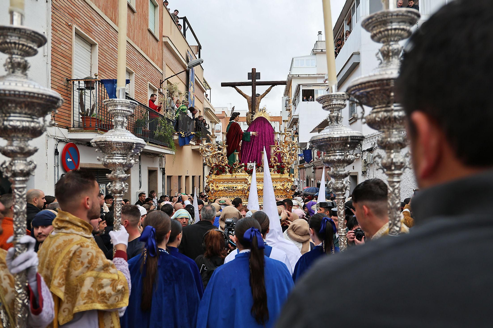 Las mejores imágenes del Martes Santo en Huelva: La Hermandad de La Lanzada