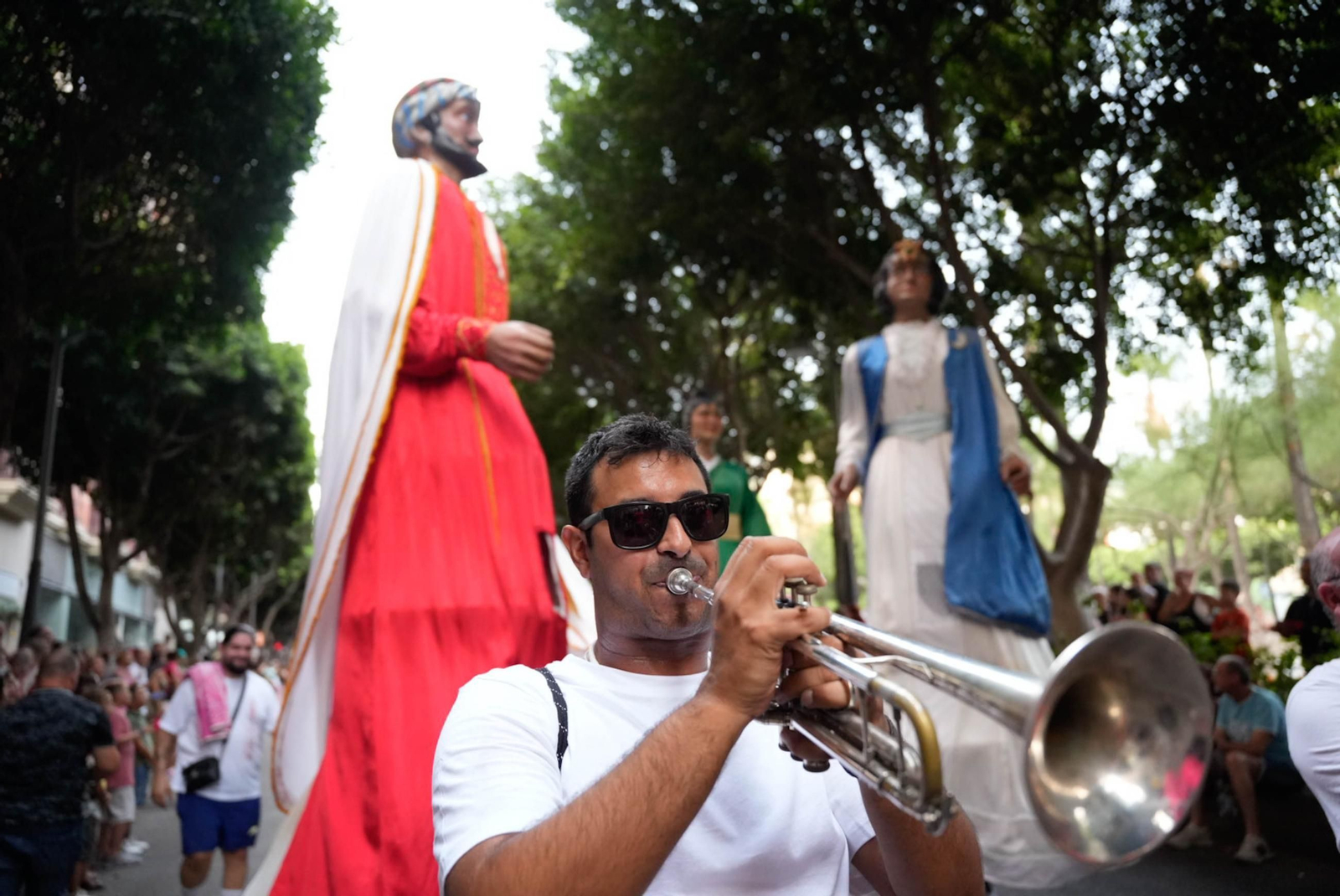 Así se ha vivido la Batalla de Flores en la Feria de Almería