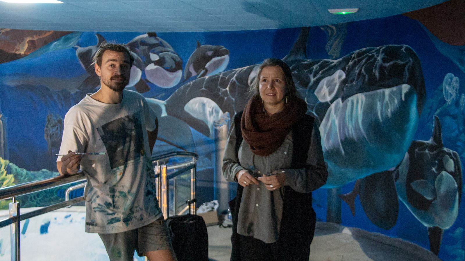 Kevin y Francisca en uno de los espacios que están interviniendo