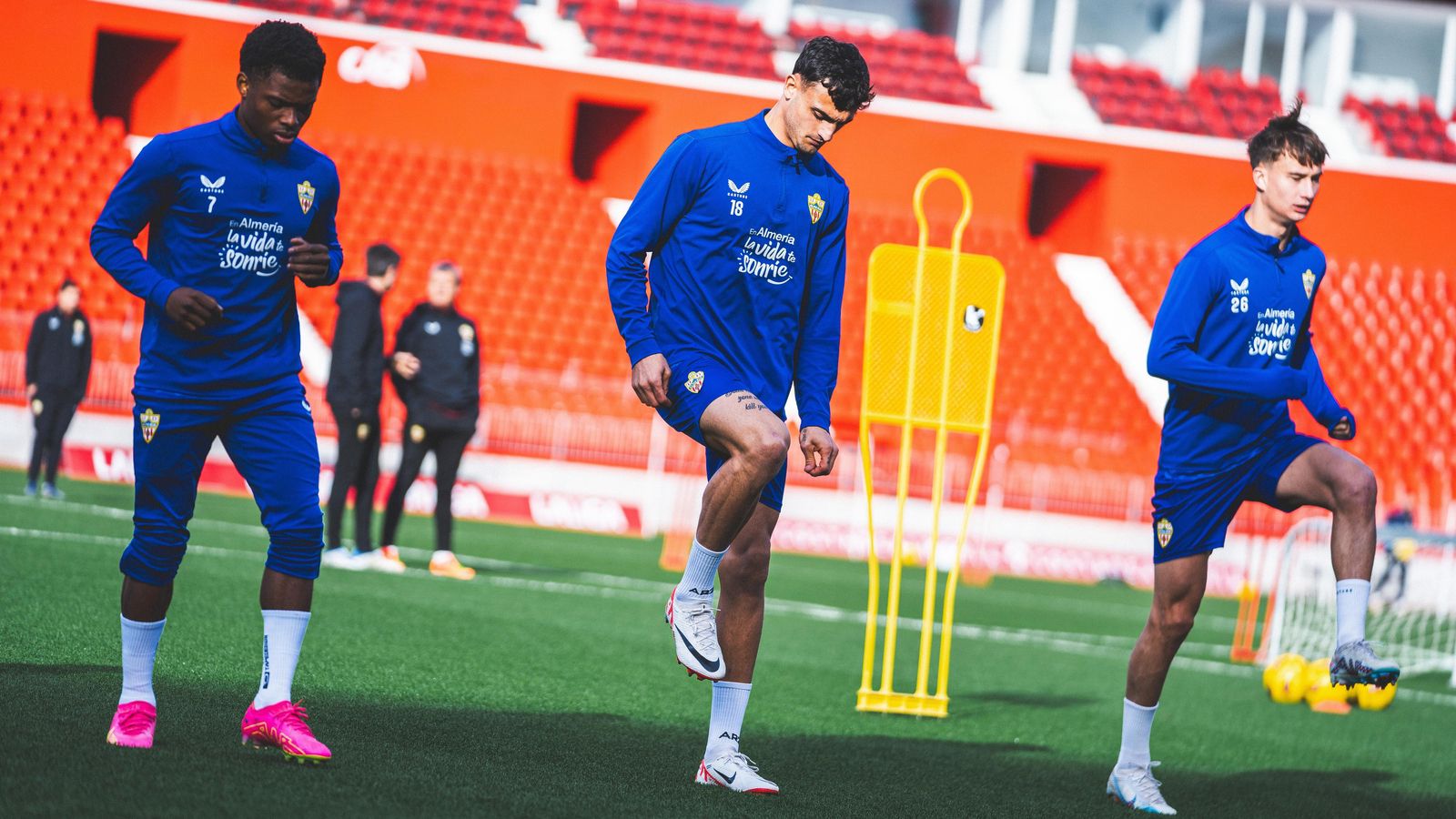 Marc Pubill, tras el susto del lunes, estará mañana en el once.