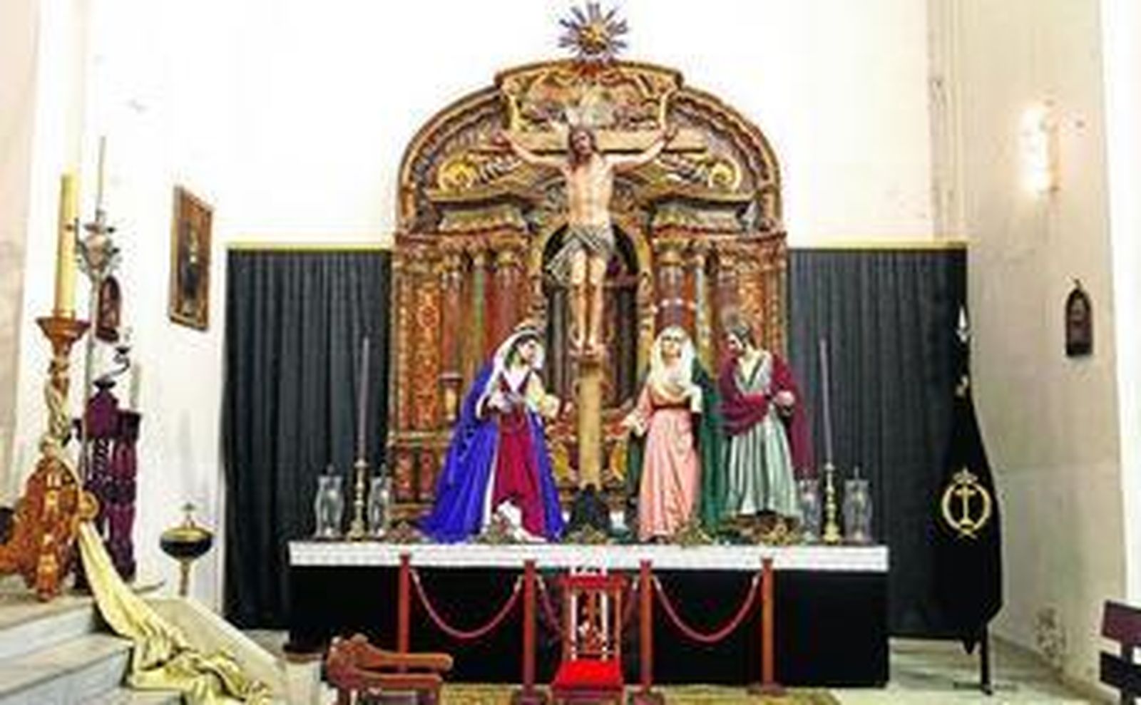 Así lucen ya los titulares de Siete Palabras en la Merced, frente al altar de Sentencia.