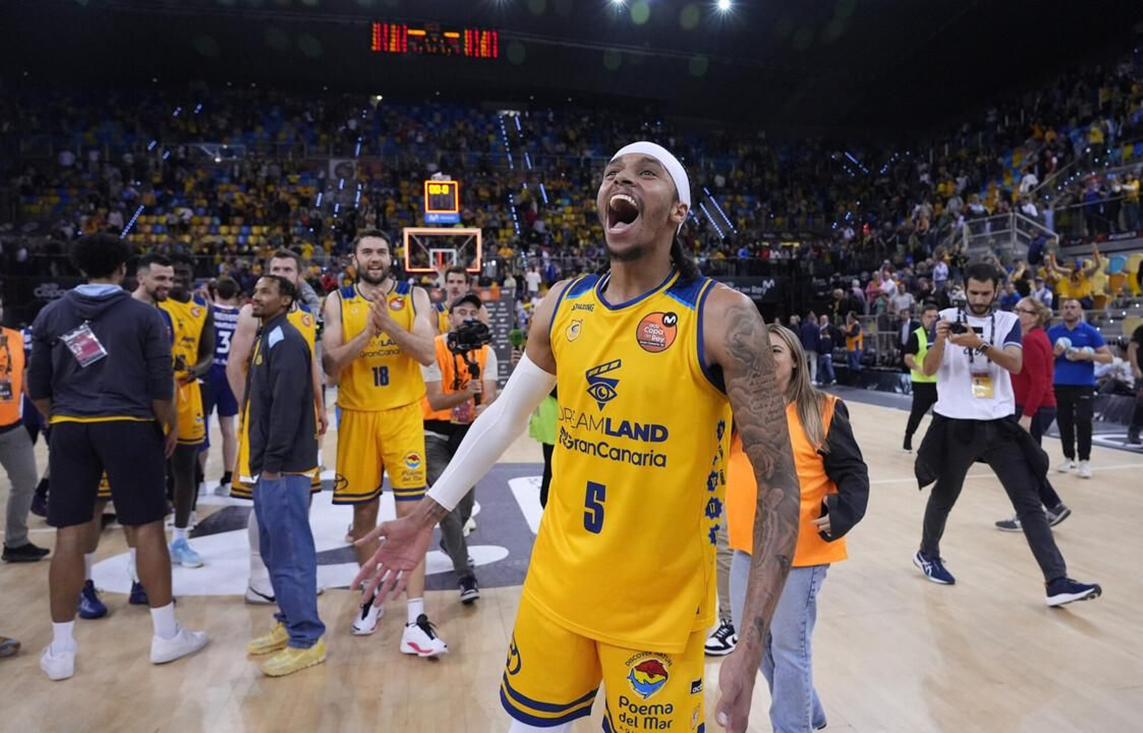 Dreamland Gran Canaria-Valencia Basket: El anfitrión presenta candidatura (79-65) Dreamland Gran Canaria-Valencia Basket: El anfitrión presenta candidatura (79-65)