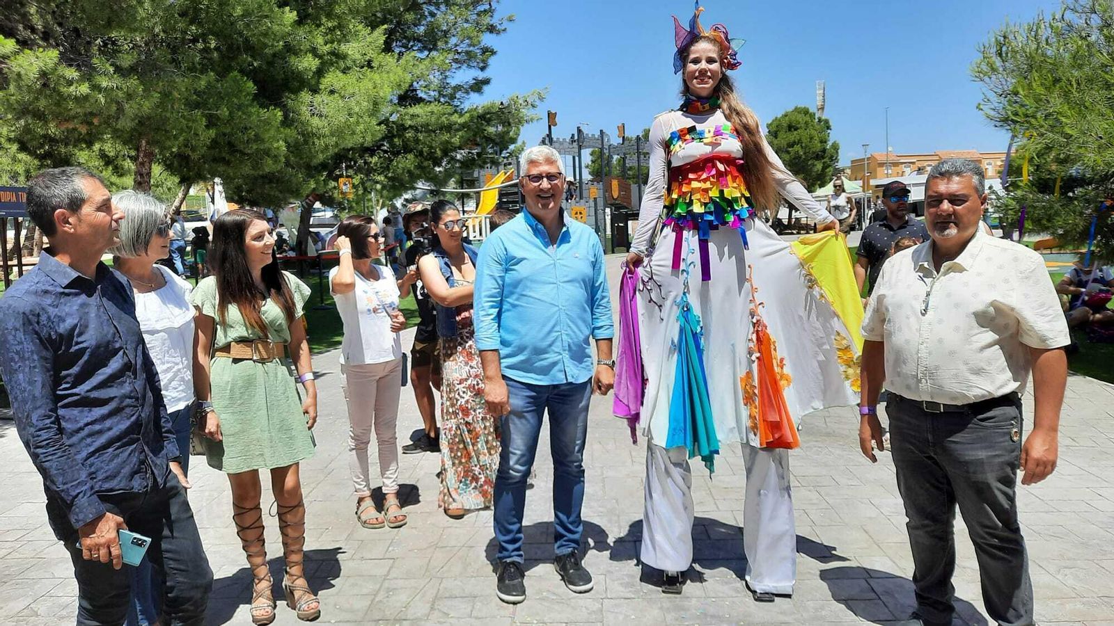Ismael Torres y concejales del Ayuntamiento de Huércal de Almería en el Viva Boom Fest