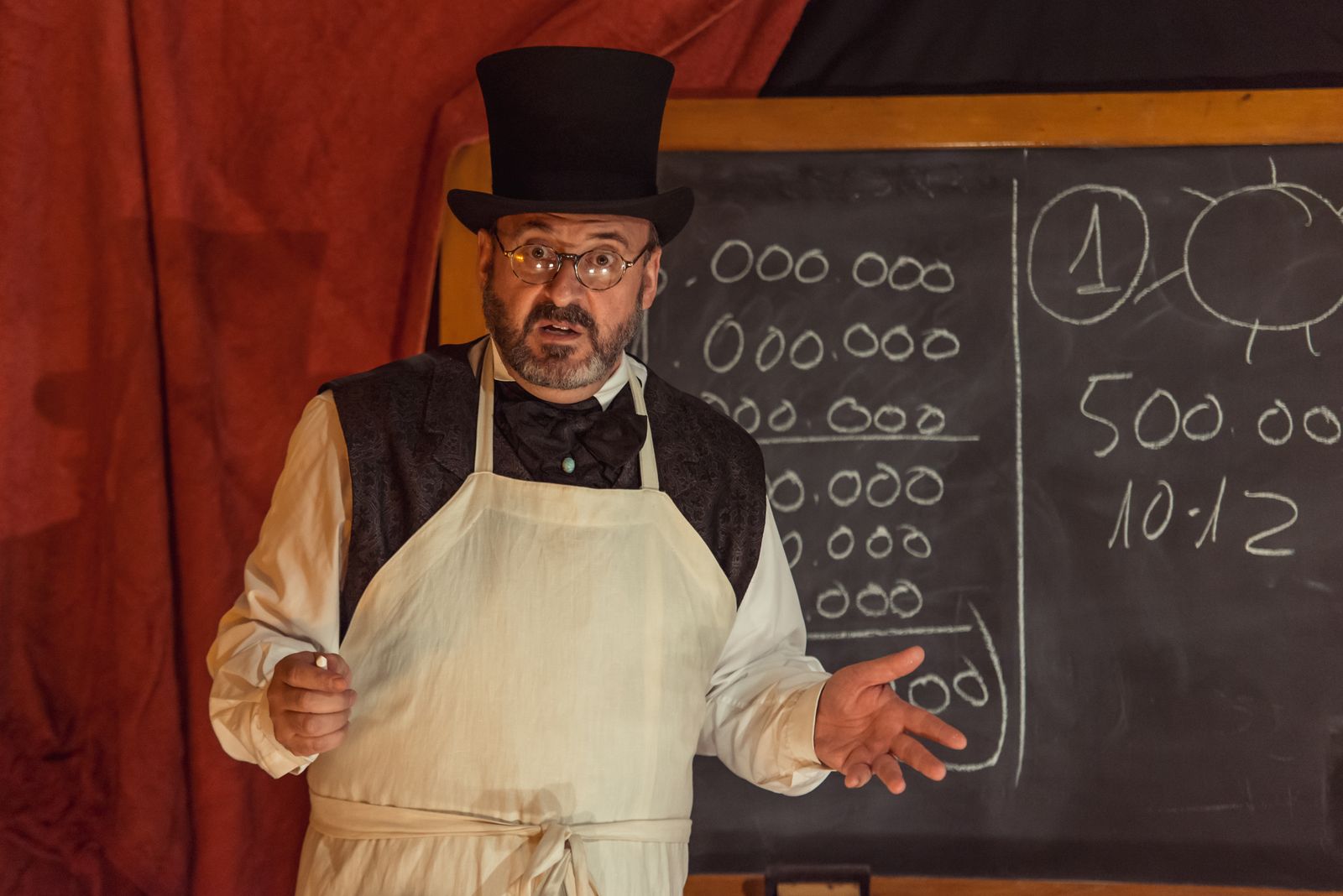 Mariano LLorente y su 'Una humilde propuesta' inauguraron la oferta teatral de 21 Grados en el Cicus