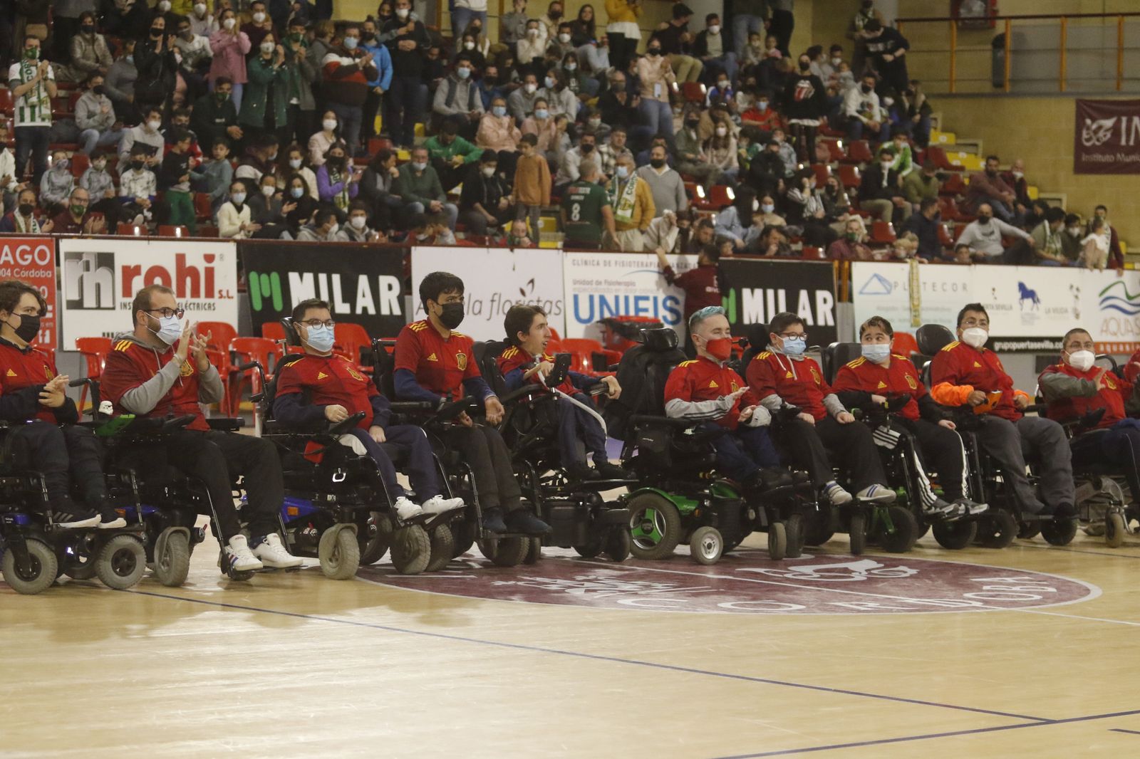 Las imágenes de la victoria del Córdoba Futsal ante el Burela