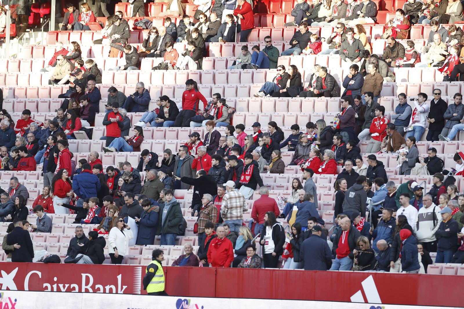 Búscate en las fotos del Sevilla FC - Alavés