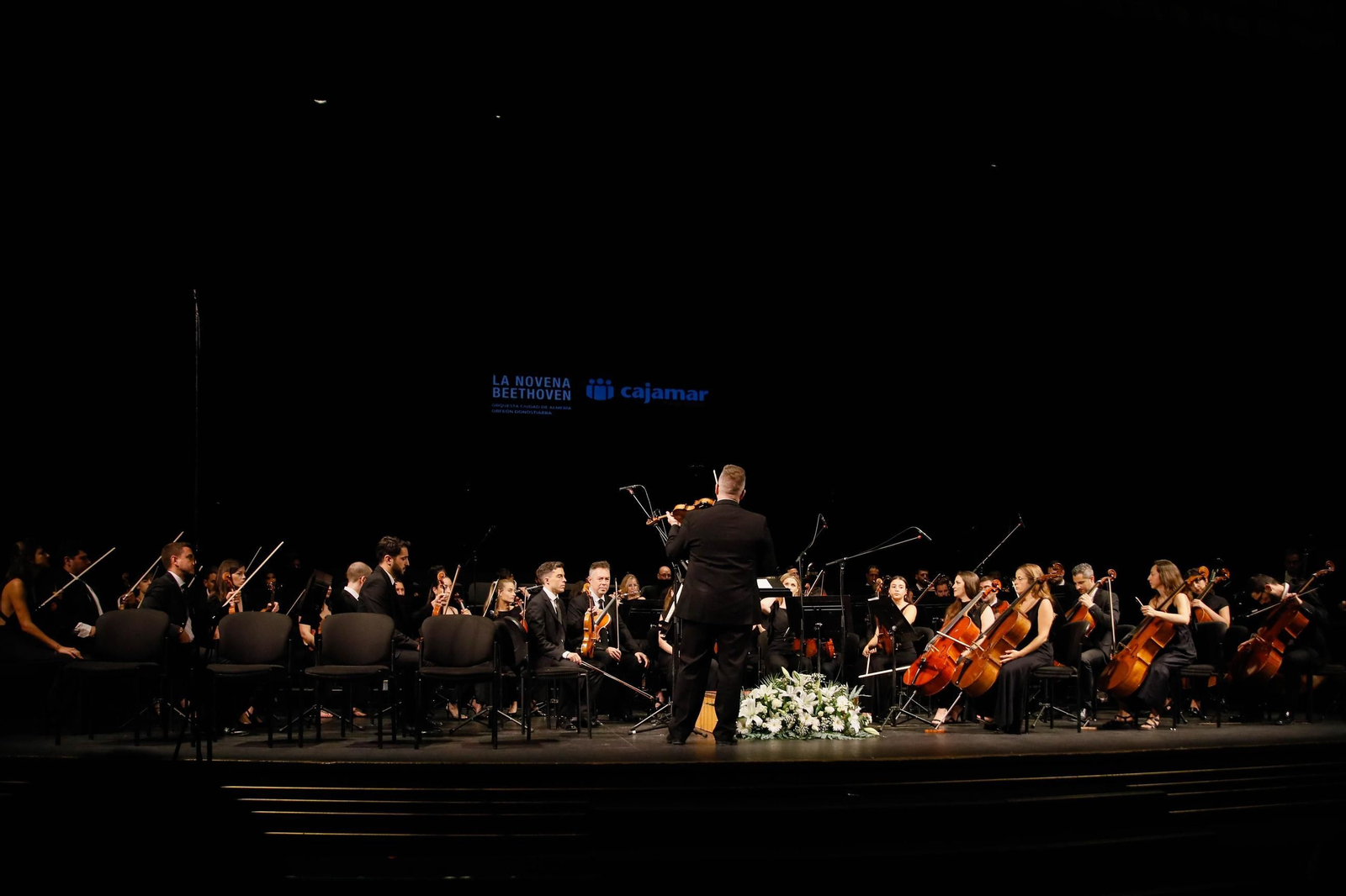 Imágenes de la novena Beethoven interpretado por la OCAL y Orfeón para Cajamar