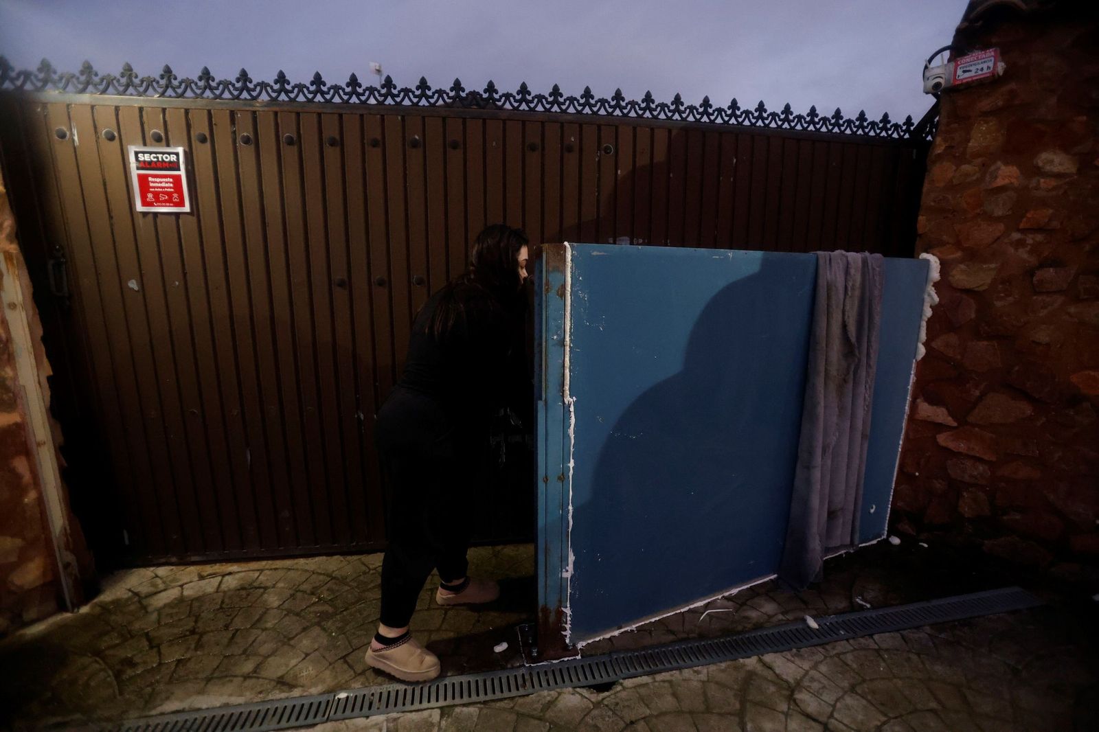 Desalojo de la urbanización La Cigüeña de Alcolea por la crecida del río Guadalquivir