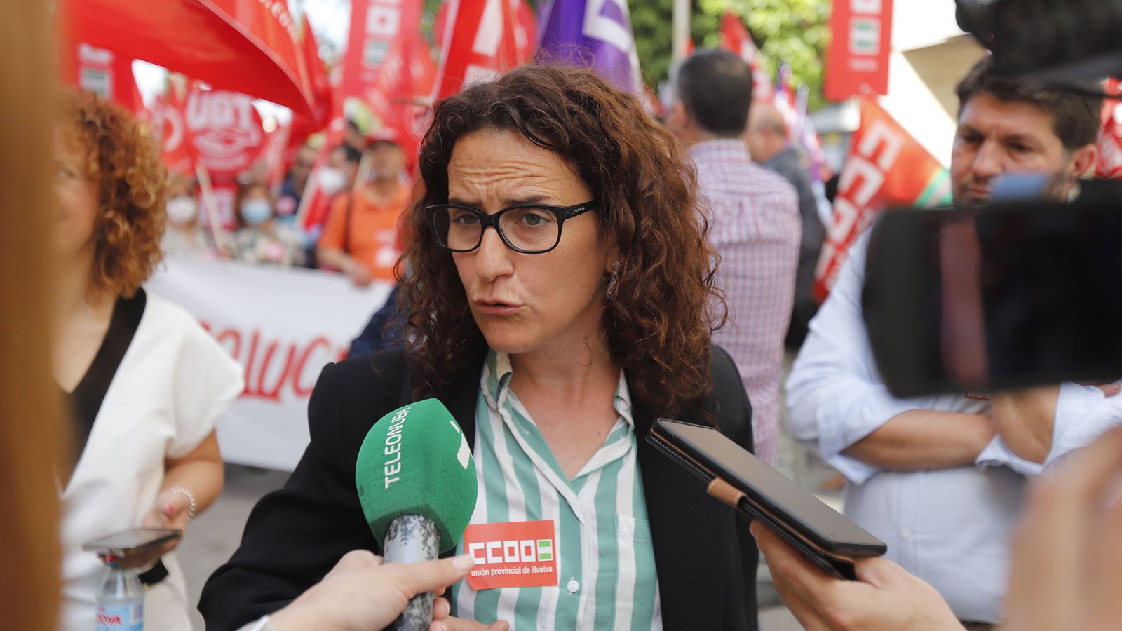 Julia Perea en las previas al inicio de la manifestación.