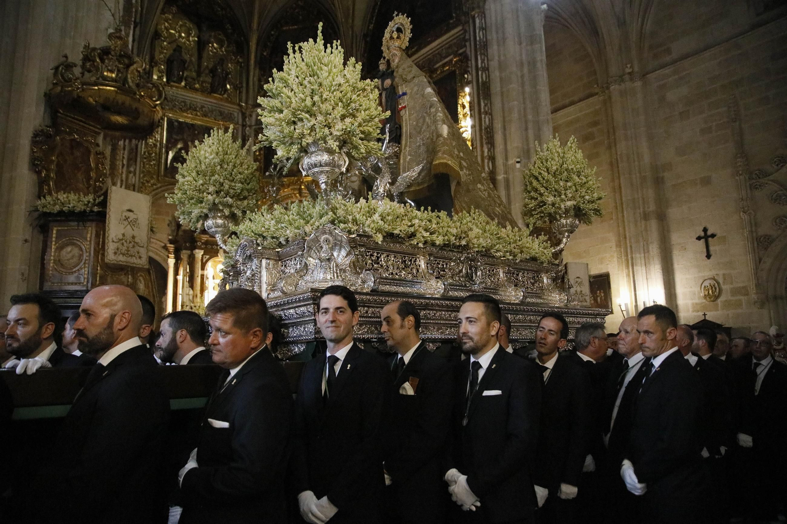 Las mejores imágenes de la procesión Stma. Virgen del Mar, acompañada por San Indalecio