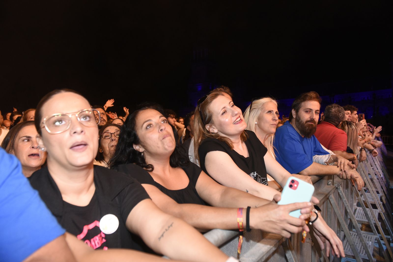 Búscate en el concierto de Seguridad Social y Hombres G de Icónica