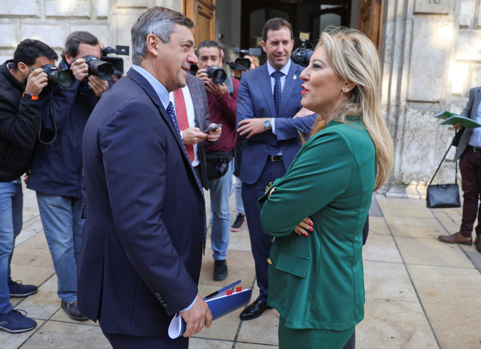 El rector de la UMA, con la consejera de Hacienda en Málaga El rector de la UMA, con la consejera de Hacienda en Málaga