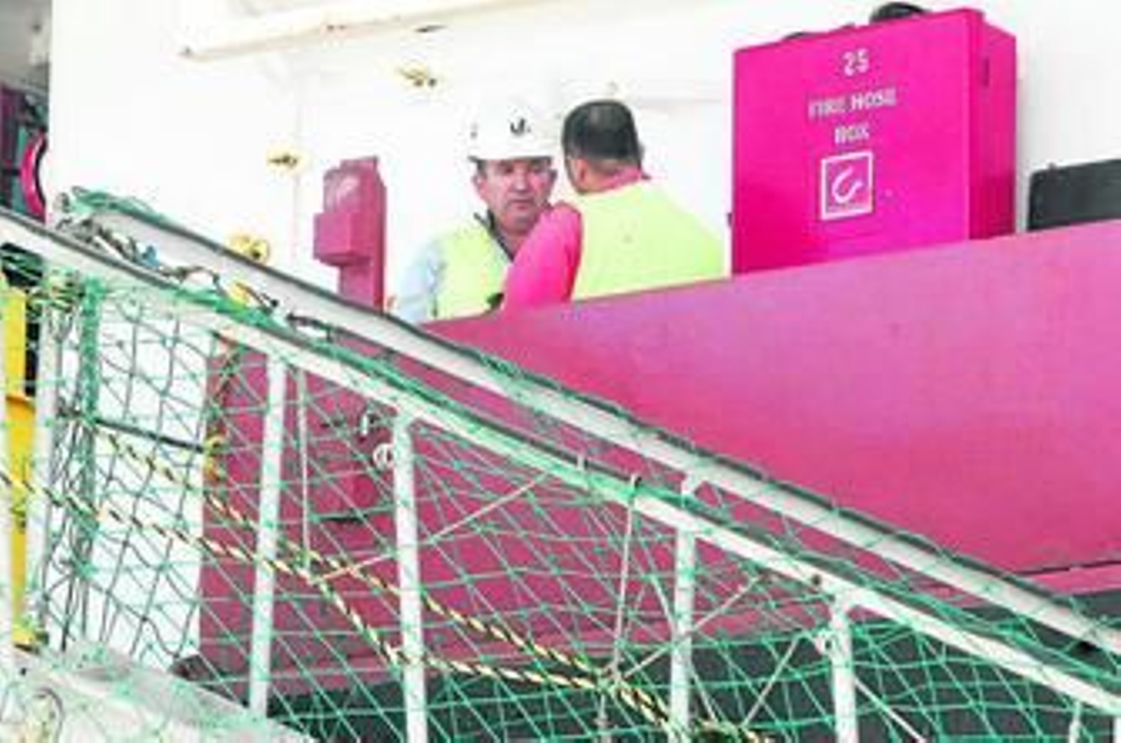 Imagen tomada el pasado lunes del barco 'Marina', en el que llegaron los polizones y en el que aguardan su repatriación.