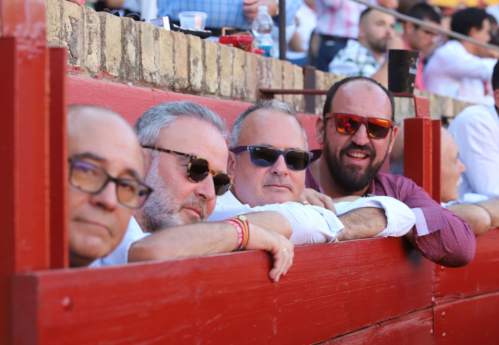 Imágenes del ambiente de la corrida del 3 de agosto en la Plaza de Toros de la Merced