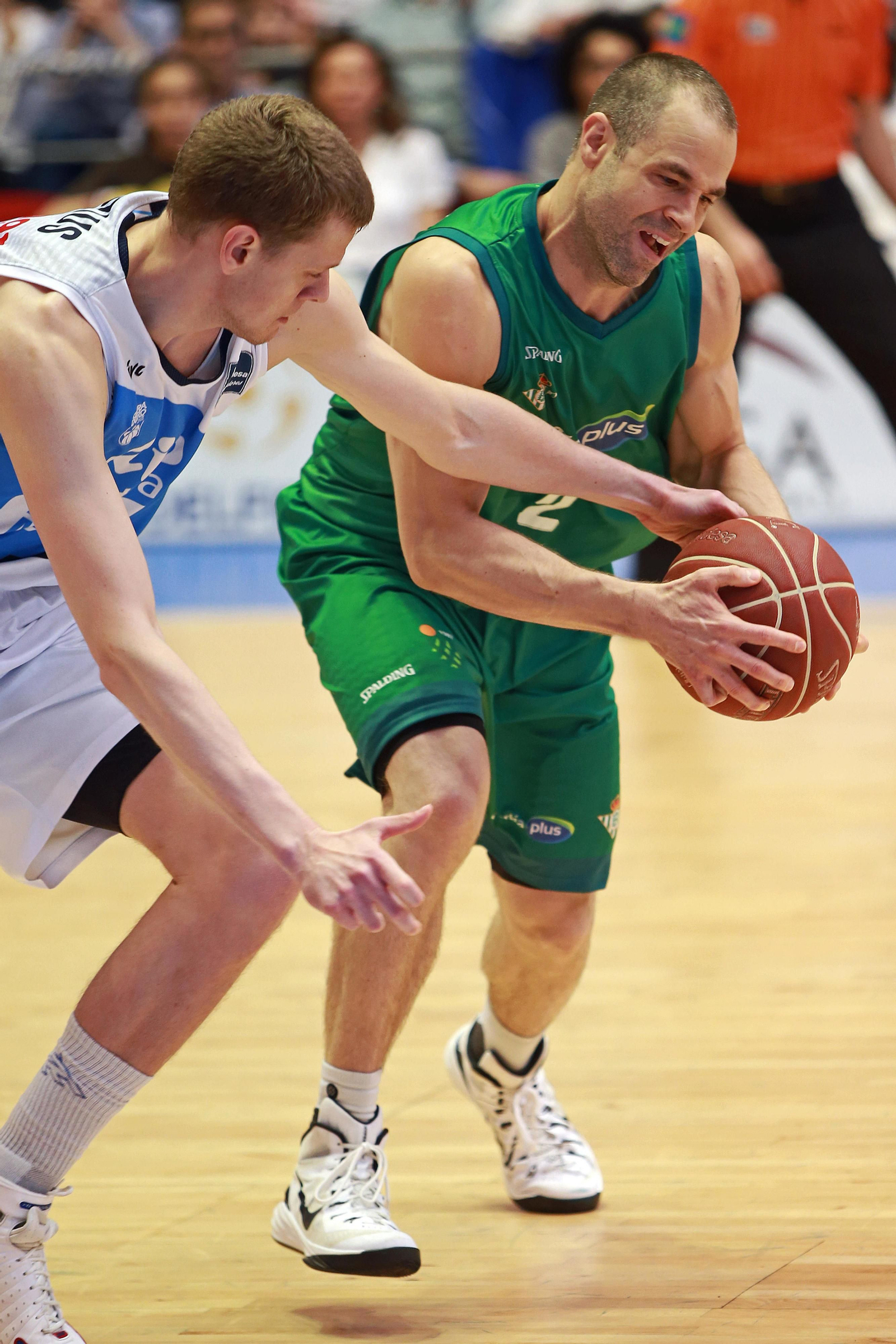 Las imágenes del Obradoiro-Betis E-Plus