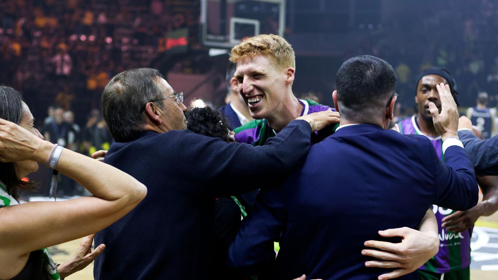 Las fotos del AEK Atenas-Unicaja de la Final Four de la Basketball Champions League