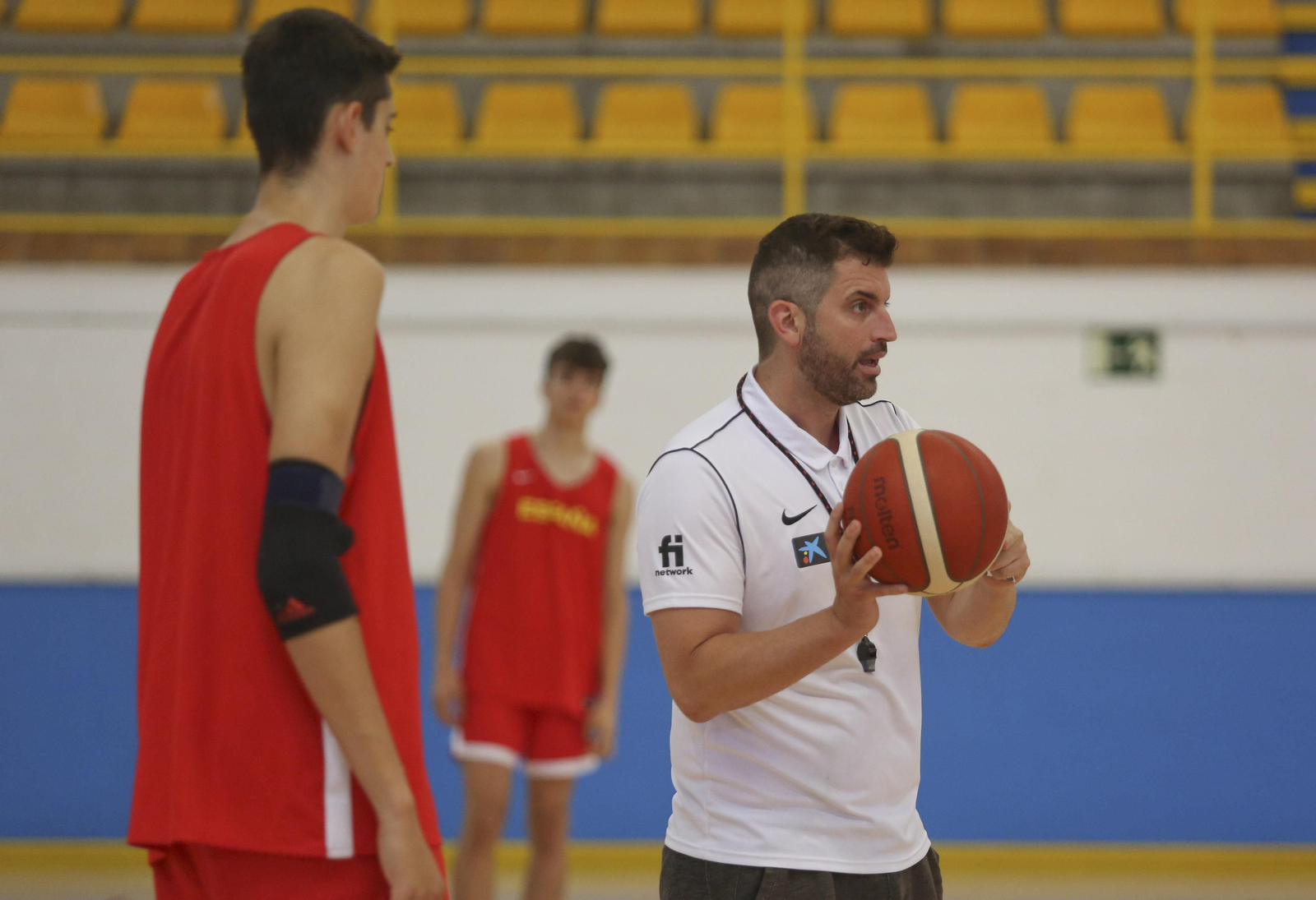 Las fotos de España sub 17 en Fuengirola