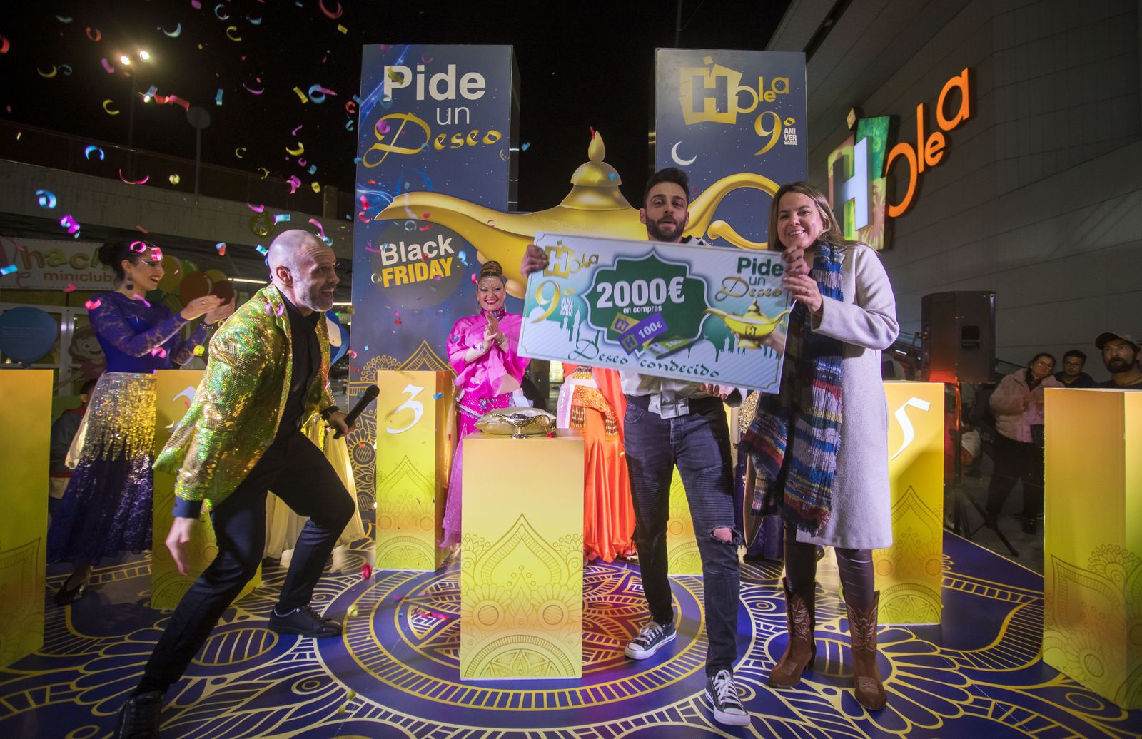 Lorenzo Romero ganador de los 2.000 euros en compras