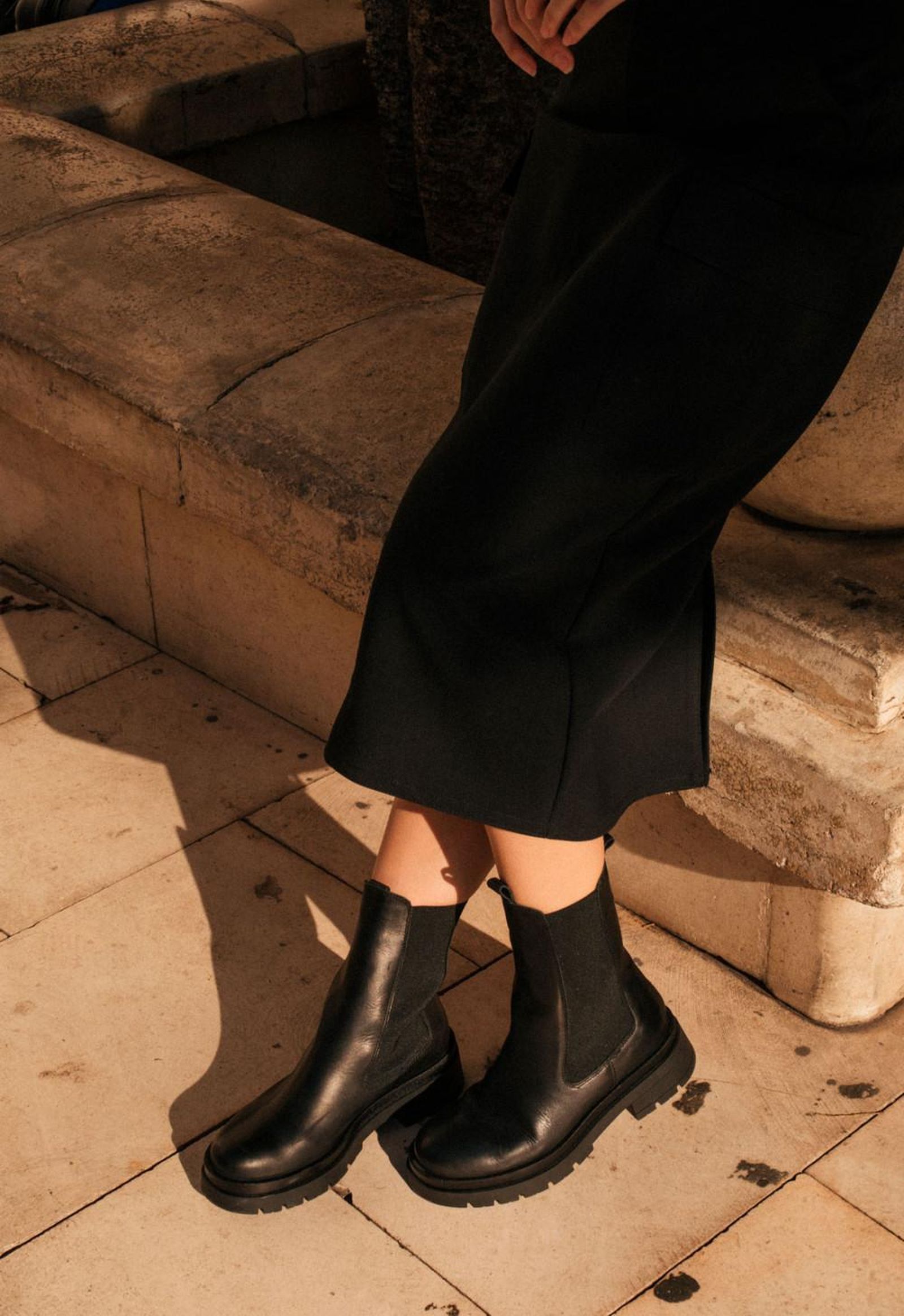 Creando un fondo de armario funcional para la mujer moderna