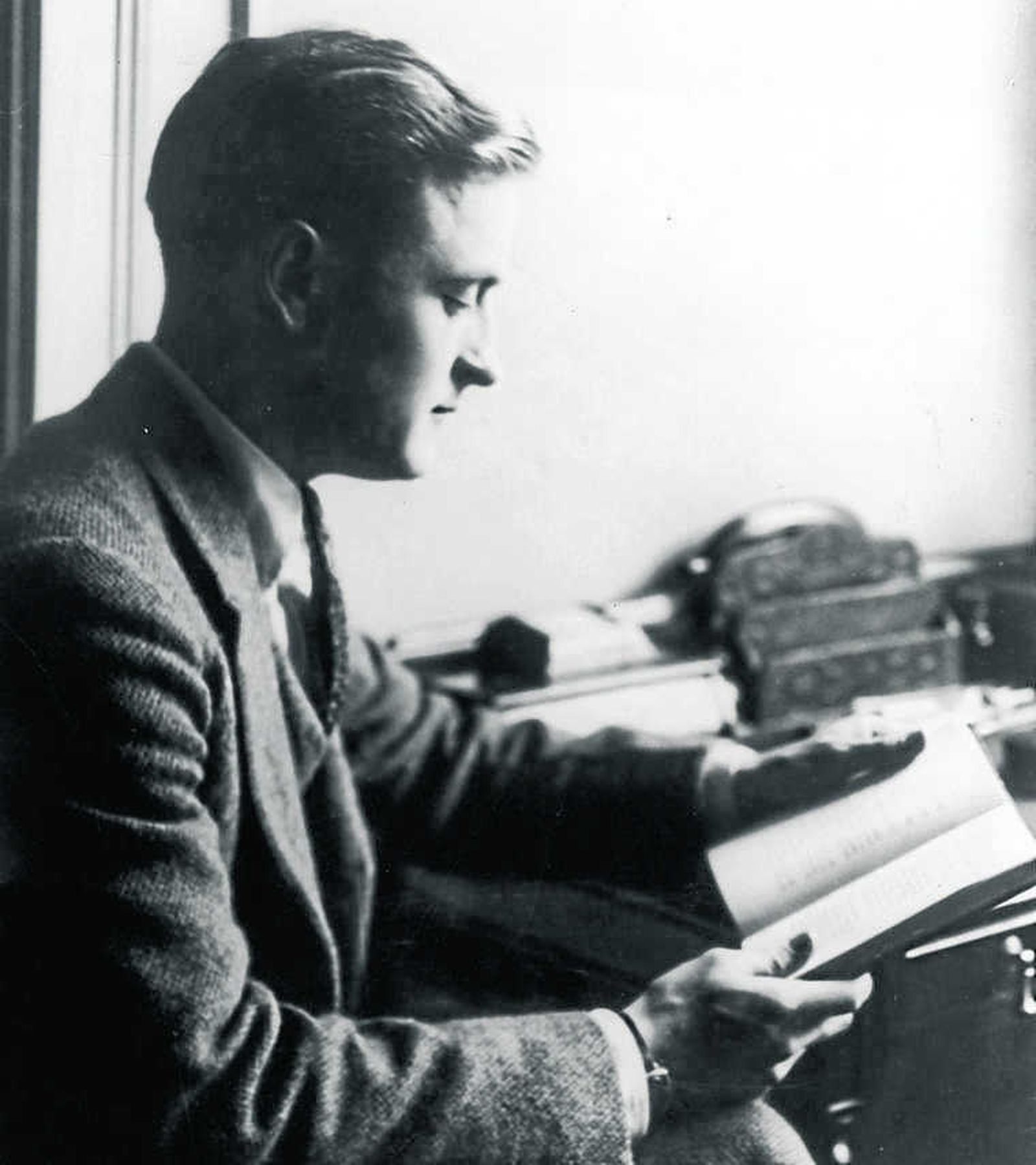 Francis Scott Fitzgerald (Minnesota, 1896-California, 1940).