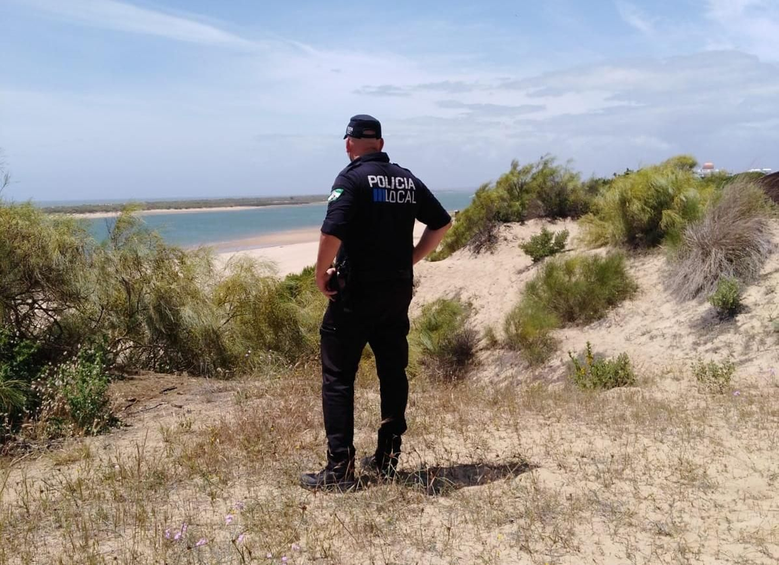 La Policía Local de Cartaya vigila las playas.