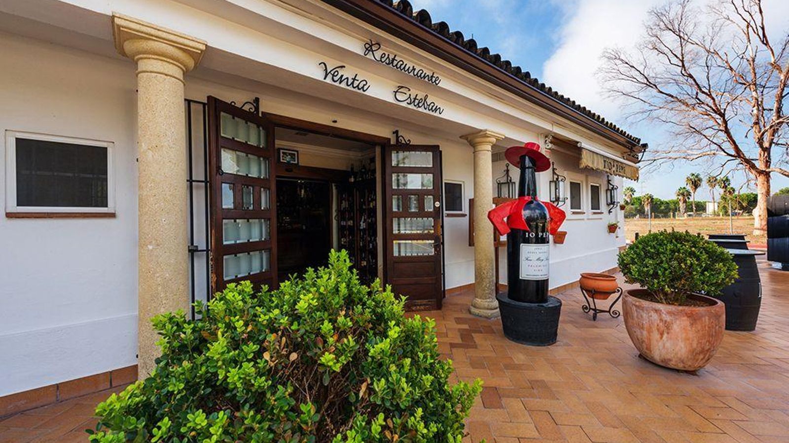 Exterior de la venta Esteban en Jerez