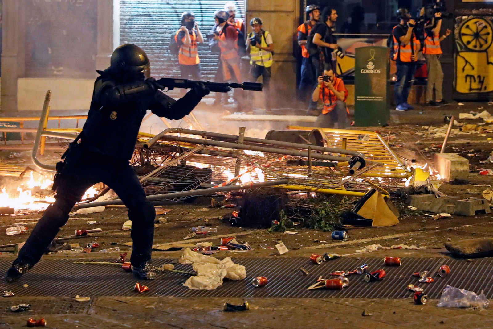 Las imágenes de la quinta jornada de disturbios en Cataluña