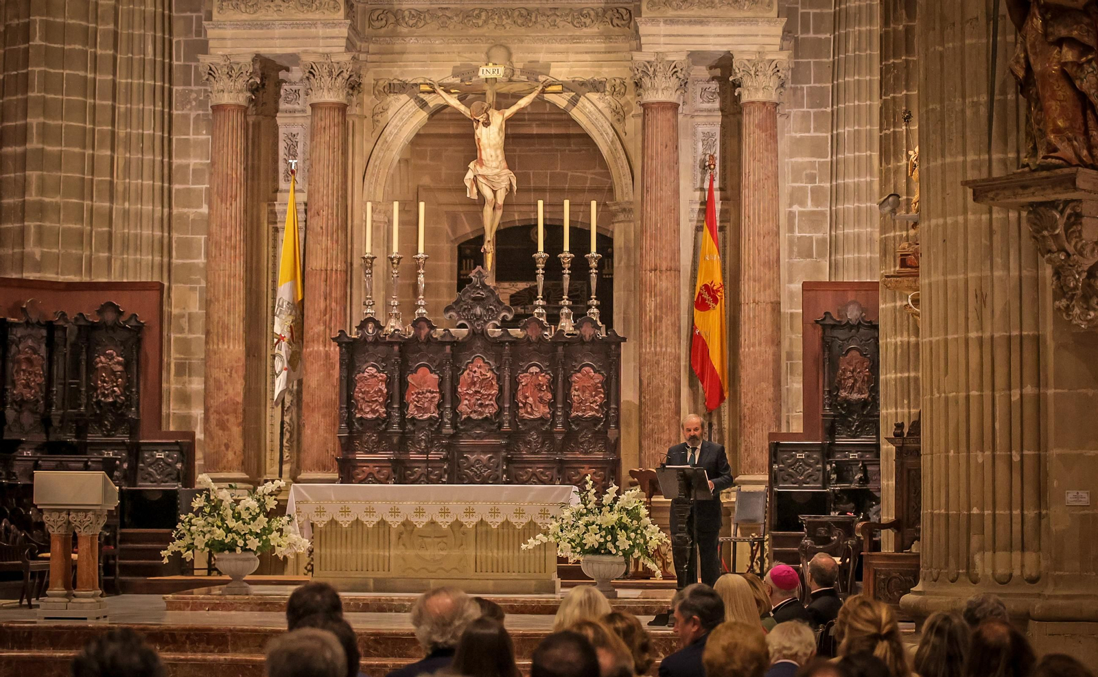 Imágenes de la nueva iluminación de la Catedral de Jerez