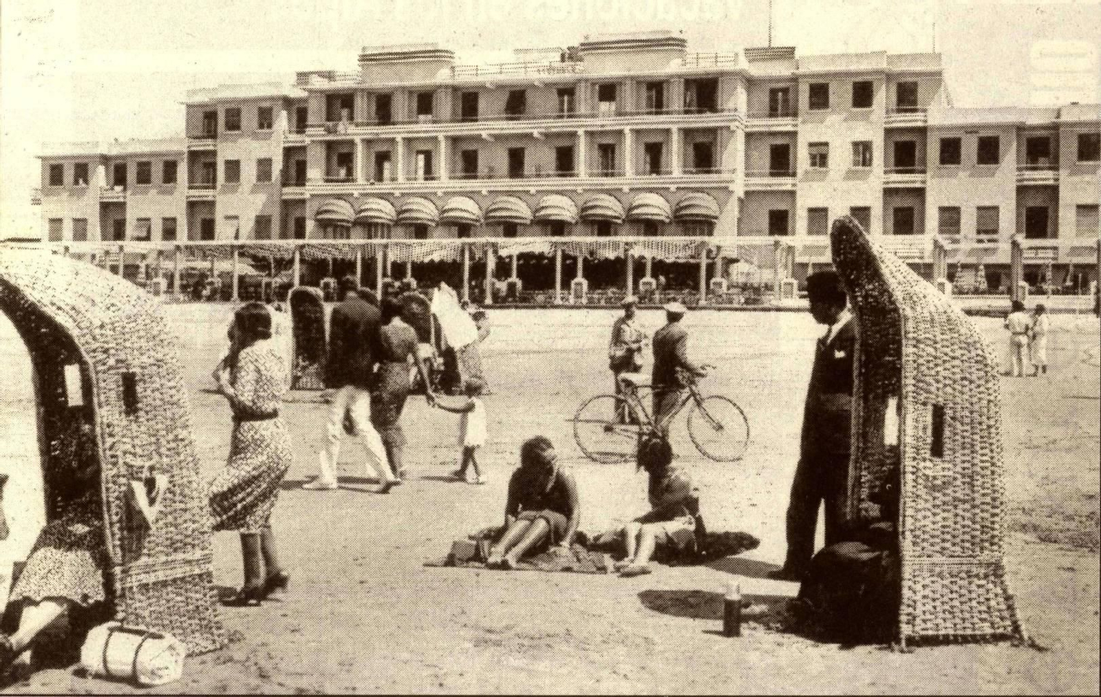 Del viejo Balneario al lujoso Hotel Playa. Una historia en imágenes