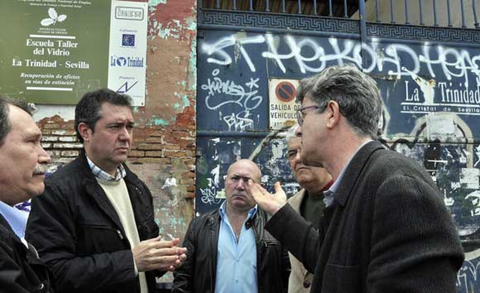 Espadas se compromete con los vecinos de Bellavista y Miraflores