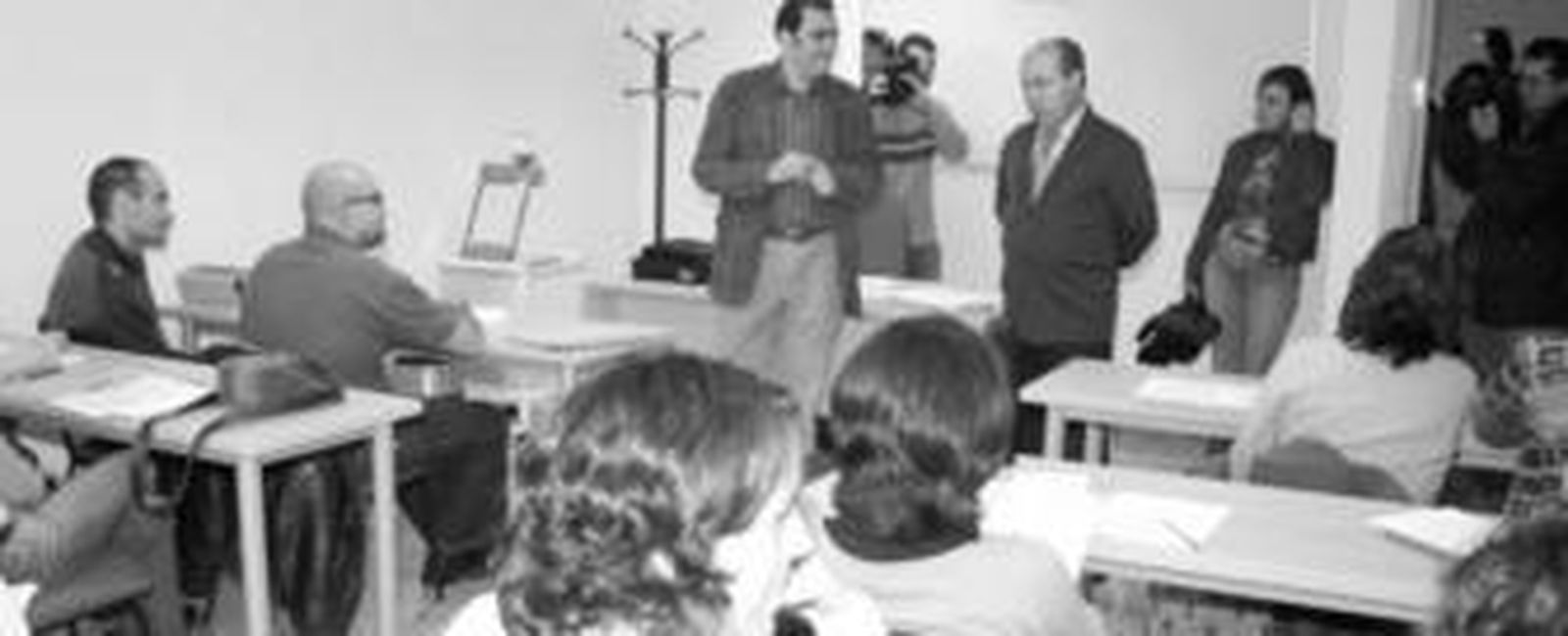 El programa Orienta prestaba servicio en la Zona Norte, el Zaidín y el distrito Centro.