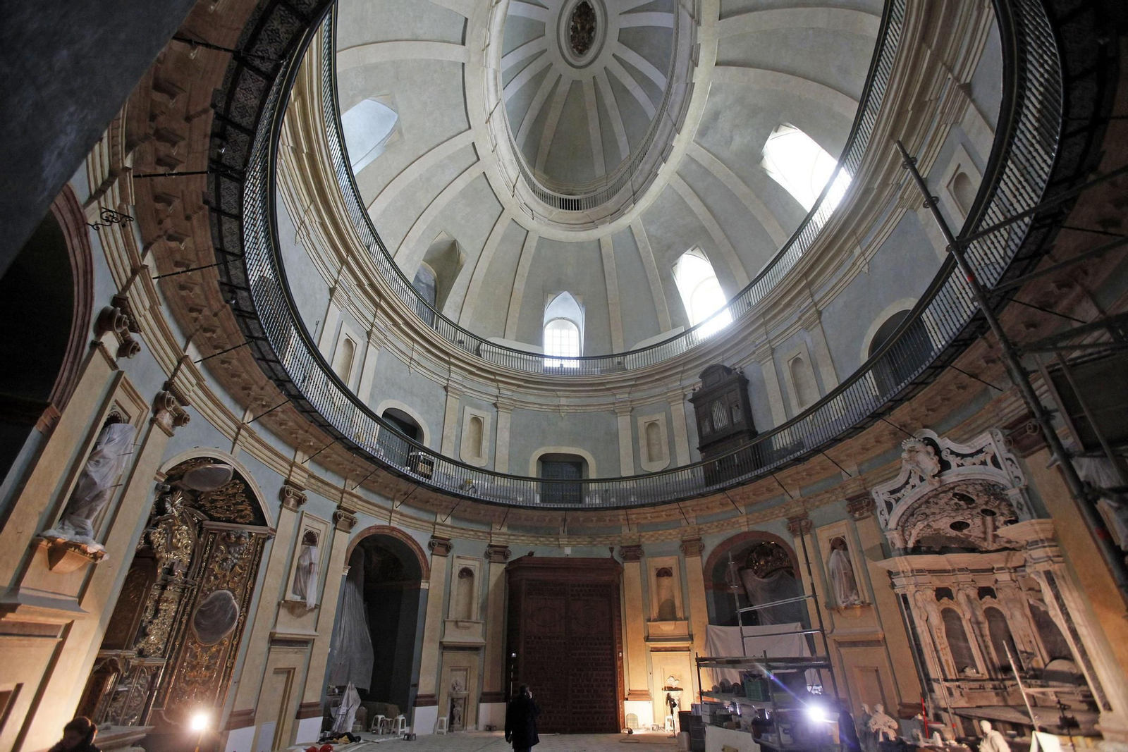 Imágenes de cómo se salvo el Oratorio de San Felipe Neri de la ruina