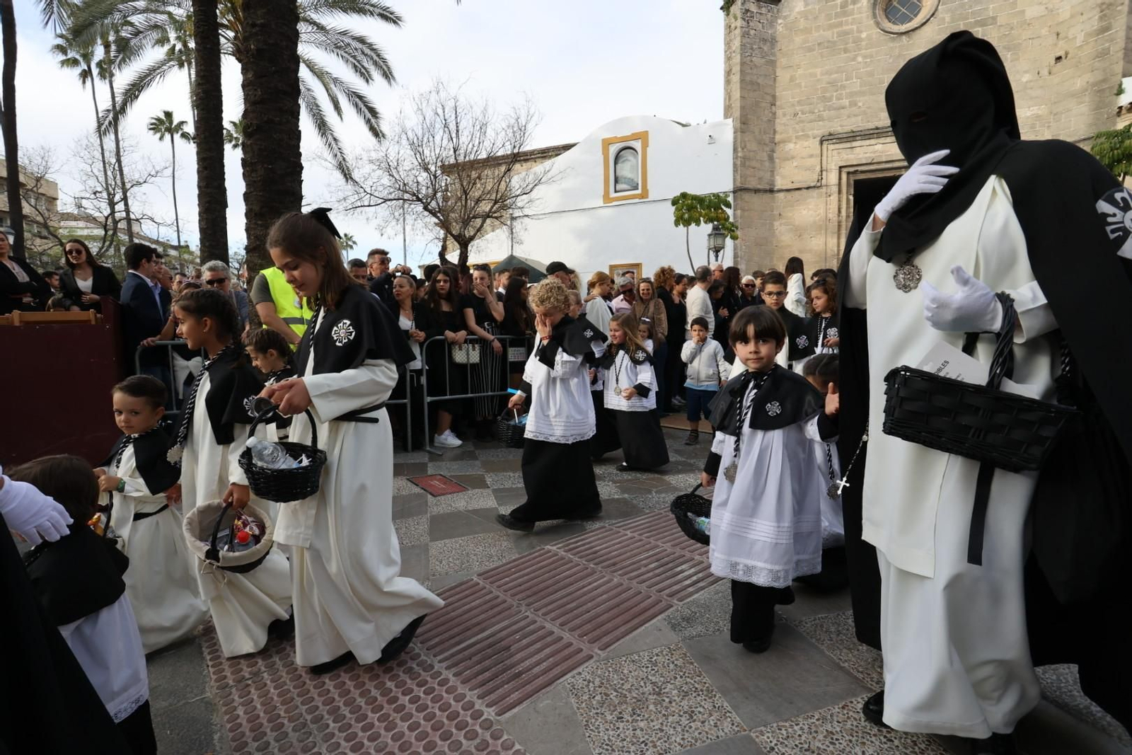 Jueves Santo en Jerez: imágenes de la Hermandad de la Oración en el Huerto