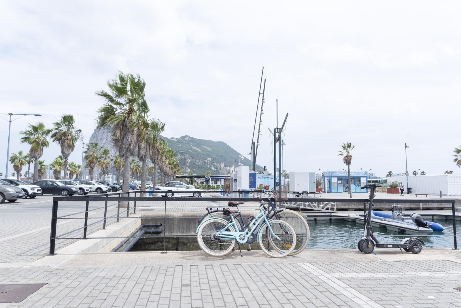 Fotos del puerto deportivo de Marina Alcaidesa en La Línea
