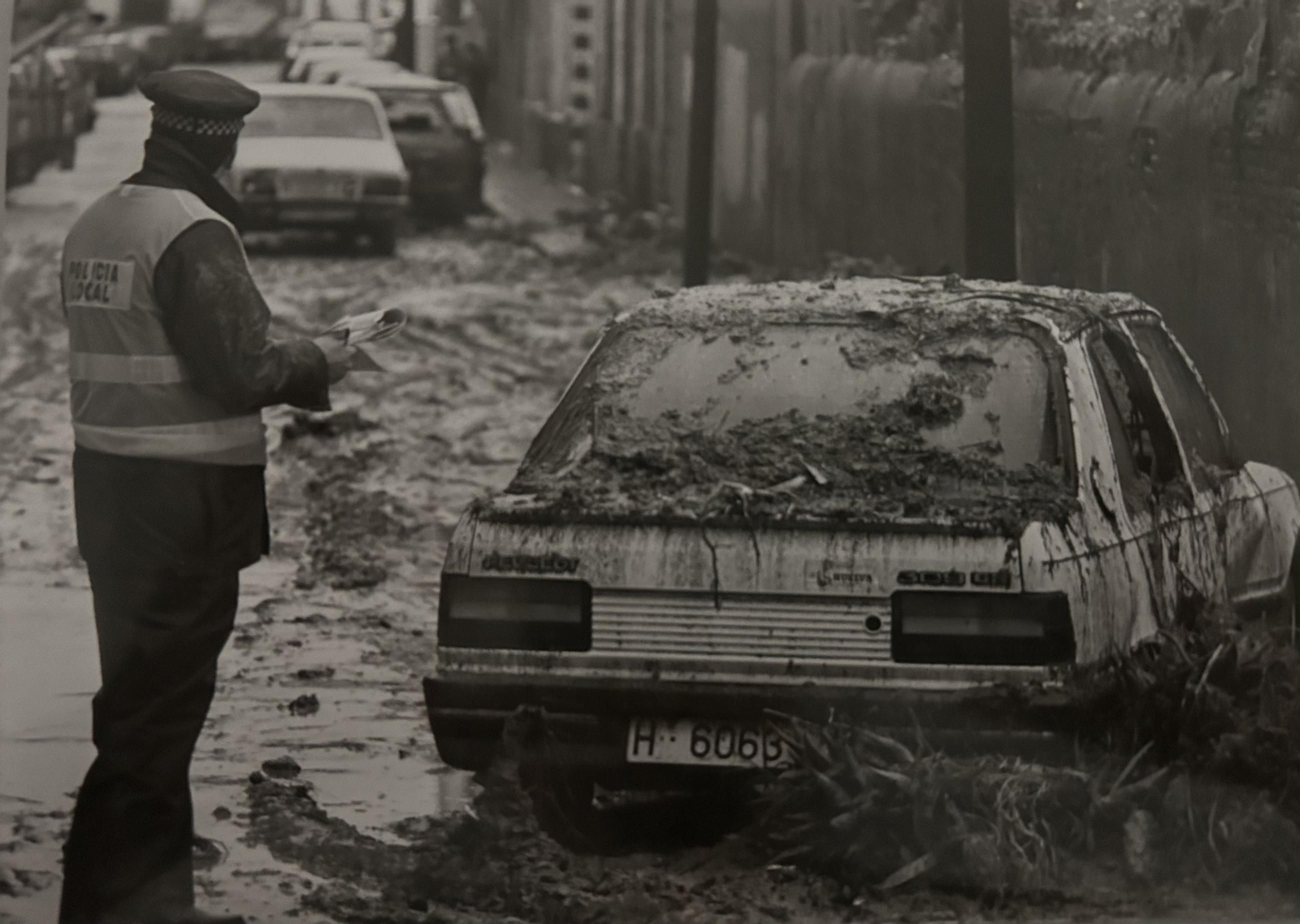 Desprendimiento del cabezo de San Pedro en la calle Aragón por el temporal en Huelva de enero de 1996.