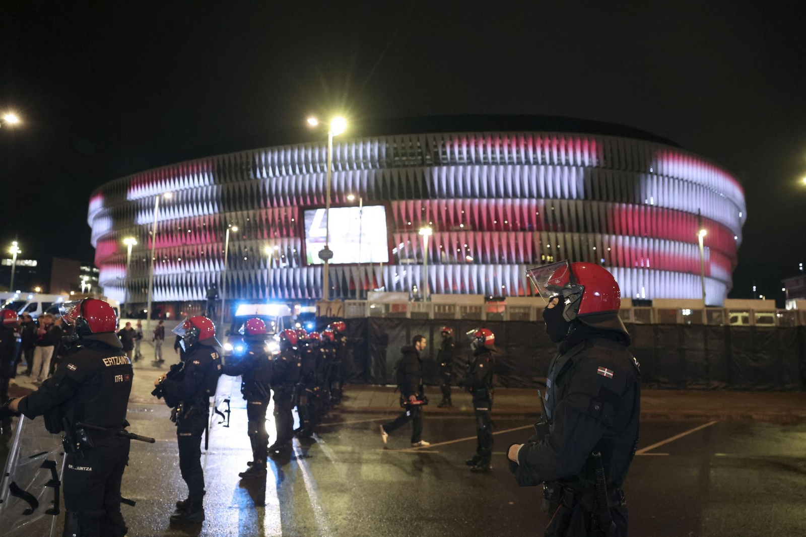 El Athletic Club-PSG, en imágenes