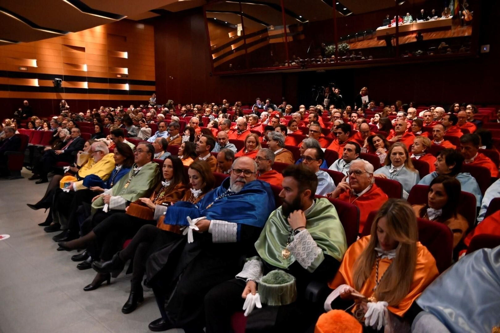 Las fotografías de la investidura de Pilar León-Castro y Rafael Illescas como doctores honoris causa en Córdoba