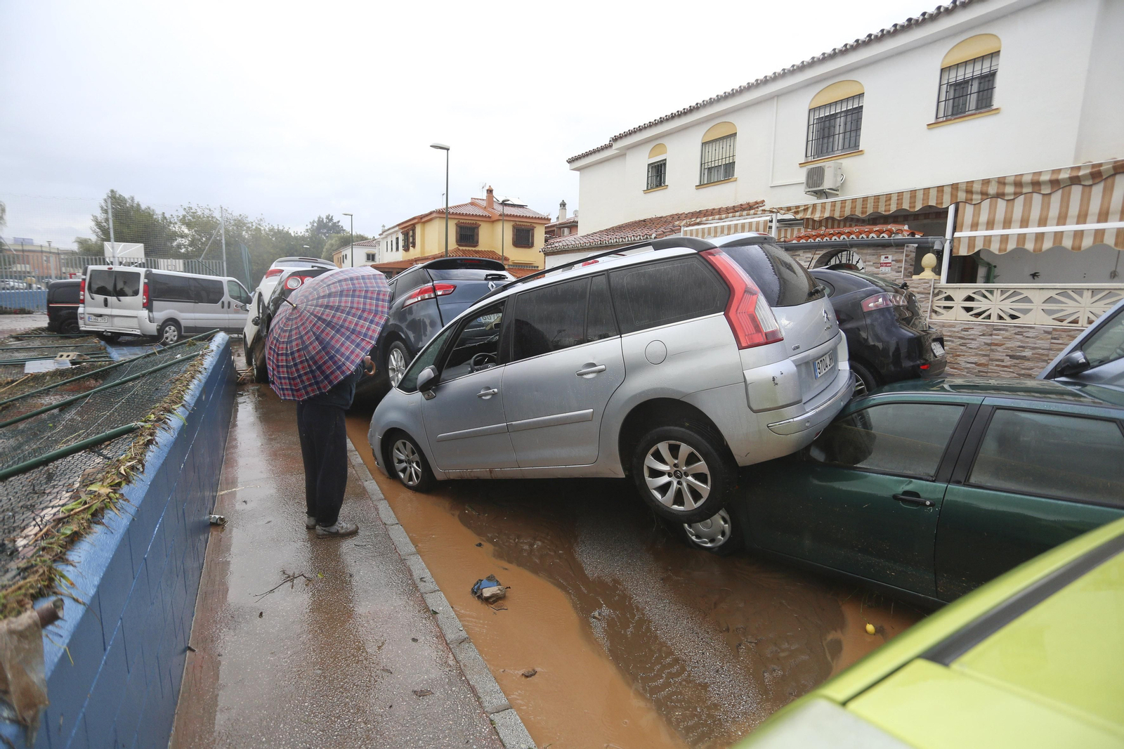 Las fotos de Campanillas inundada por el desbordamiento del río