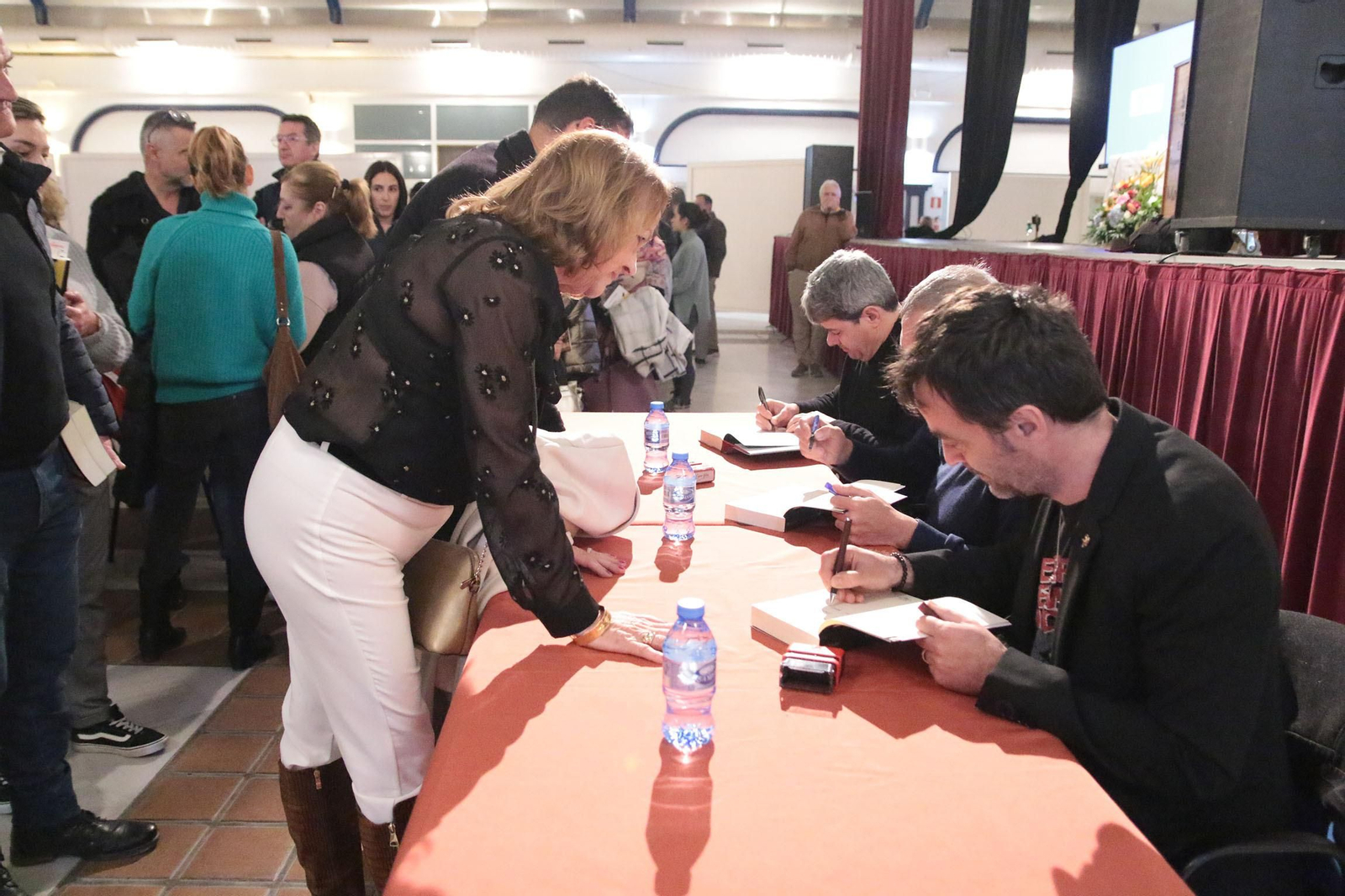 'Mojácar, Espacio Literario' se estrena con Carmen Mola y su novela 'Las Madres'