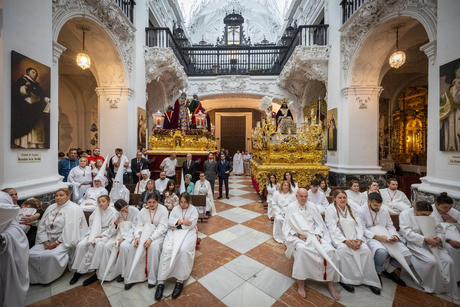 Las imágenes de la cofradía de la Sagrada Cena en la Semana Santa de Cádiz de 2024 Las imágenes de la cofradía de la Sagrada cena en la Semana Santa de Cádiz de 2024