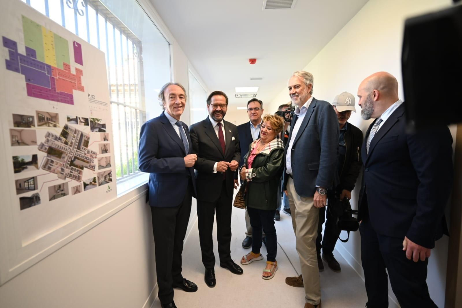 El delegado de Gobierno y el delegado territorial de Salud durante la visita a las obras El delegado de Gobierno y el delegado territorial de Salud durante la visita a las obras