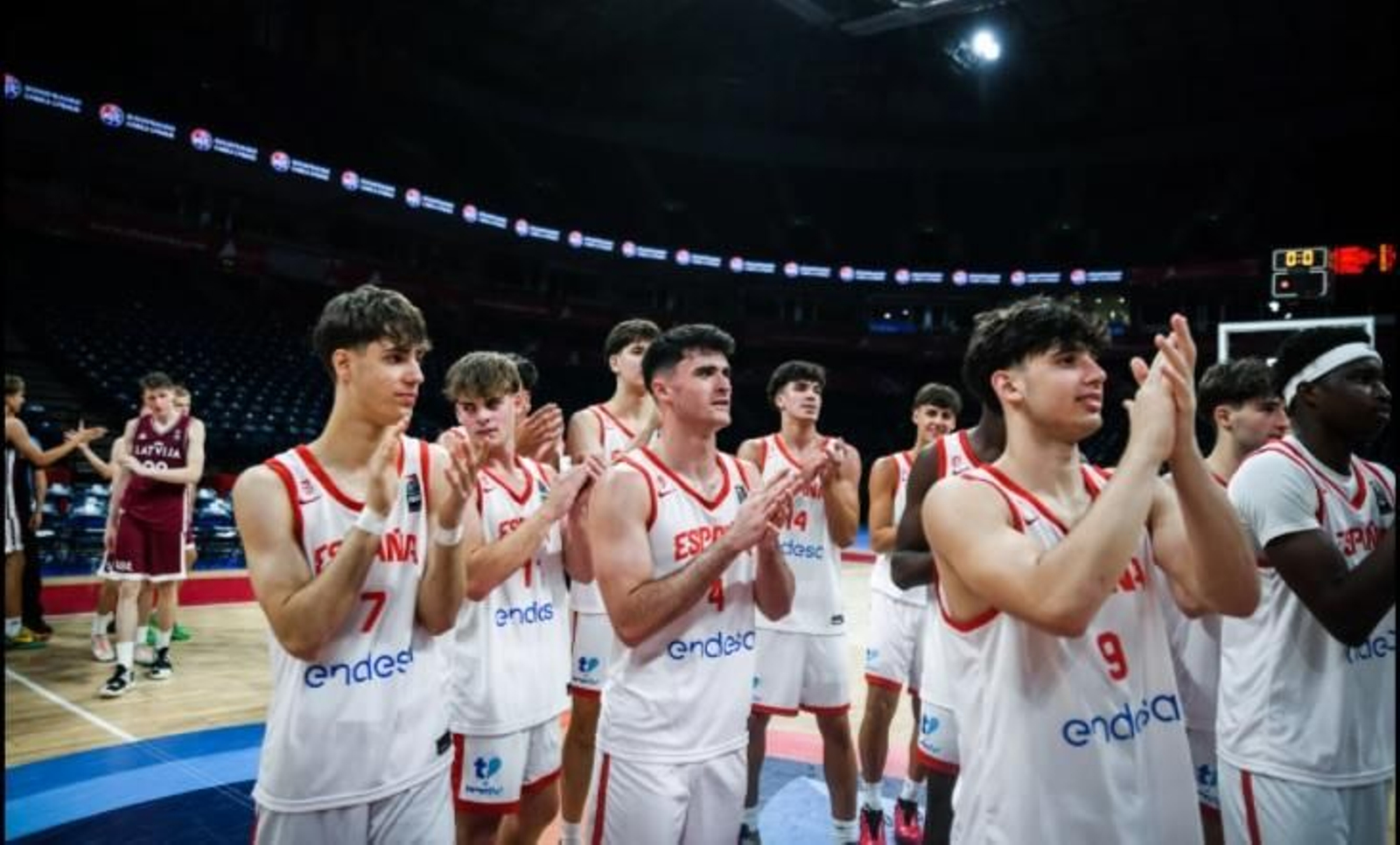 España sub 18 arrasa a Letonia (103-73) con buenos Del Pino y Rodríguez