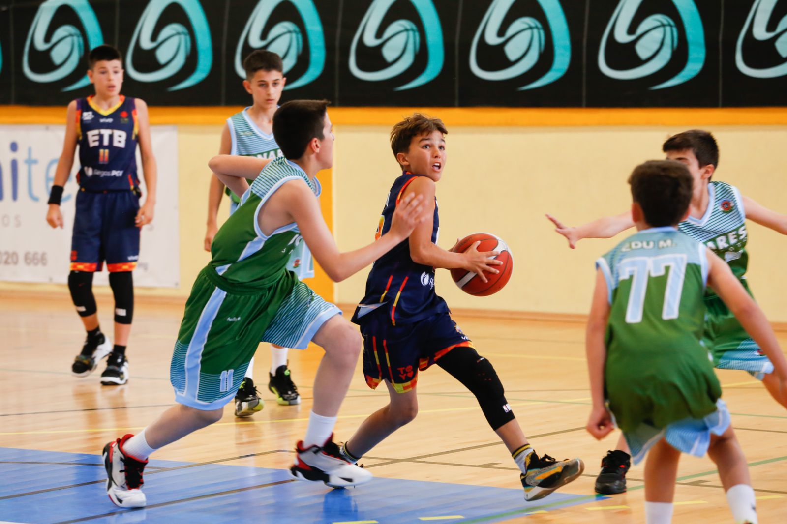 Las fotos de la tercera jornada del Cadeba mini masculino de La Linea
