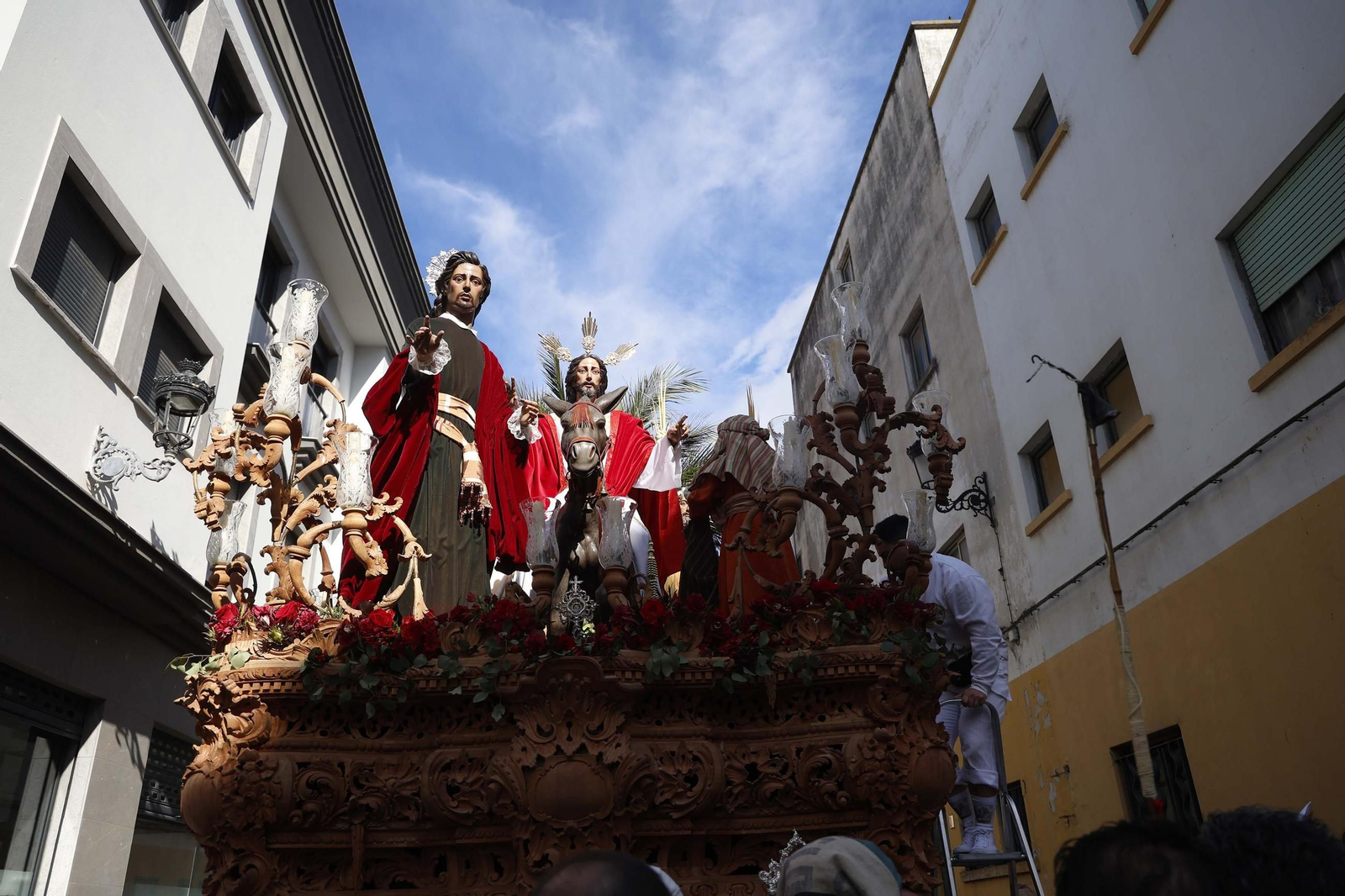 Fotos del Domingo de Ramos en La Línea: La Borriquita y Flagelación
