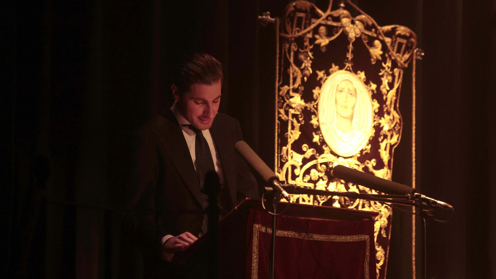 El pregón de la Semana Santa de La Línea 2024, en imágenes