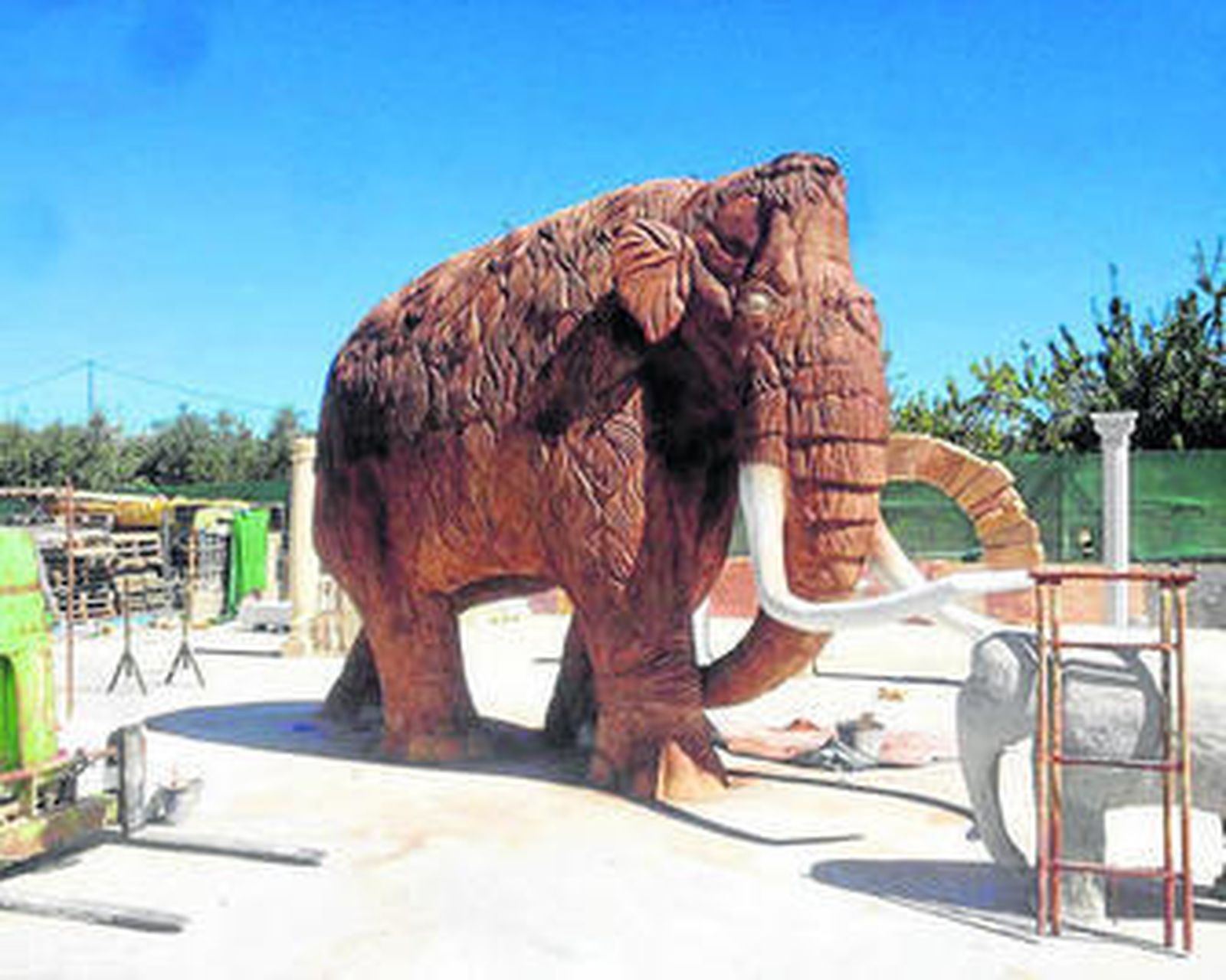 El mamut es el símbolo del municipio del Área Metropolitana.