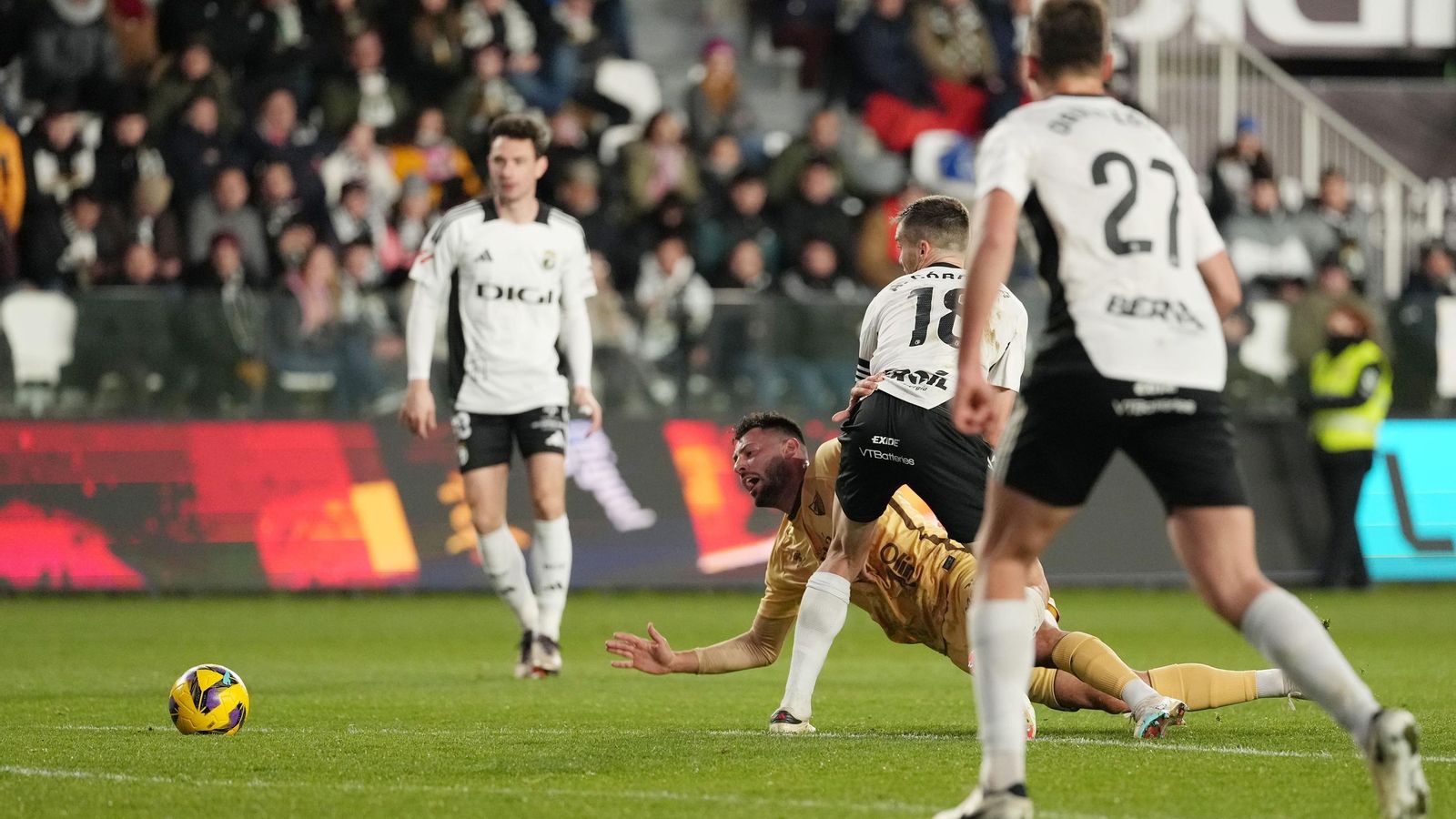 El Burgos-Málaga CF, en fotos