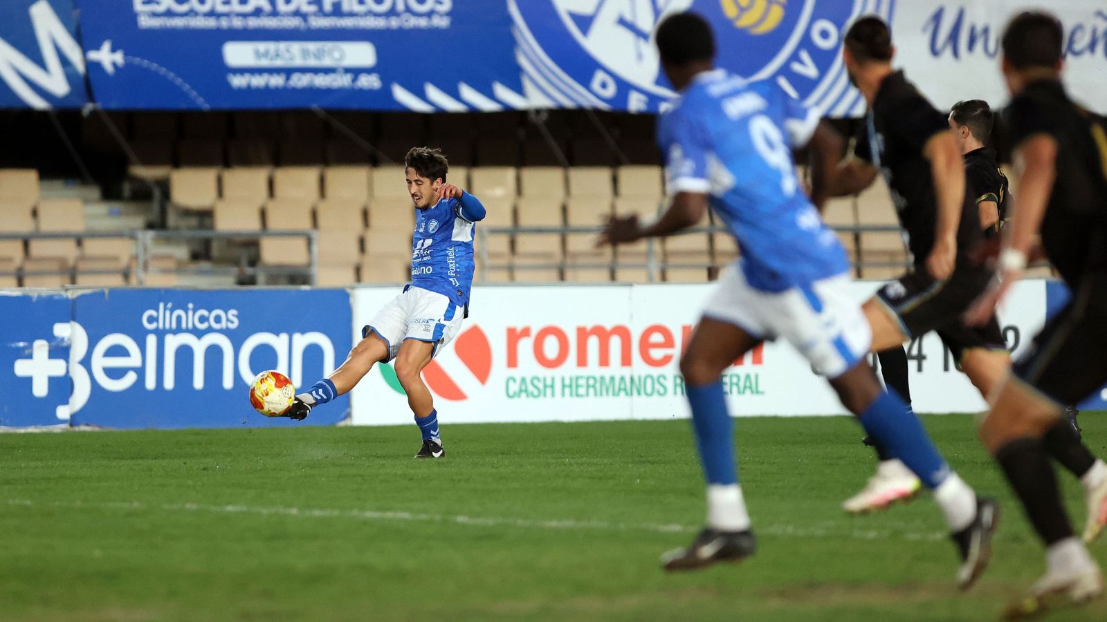 Imágenes del Xerez DFC contra La Unión Atlético en Chapín
